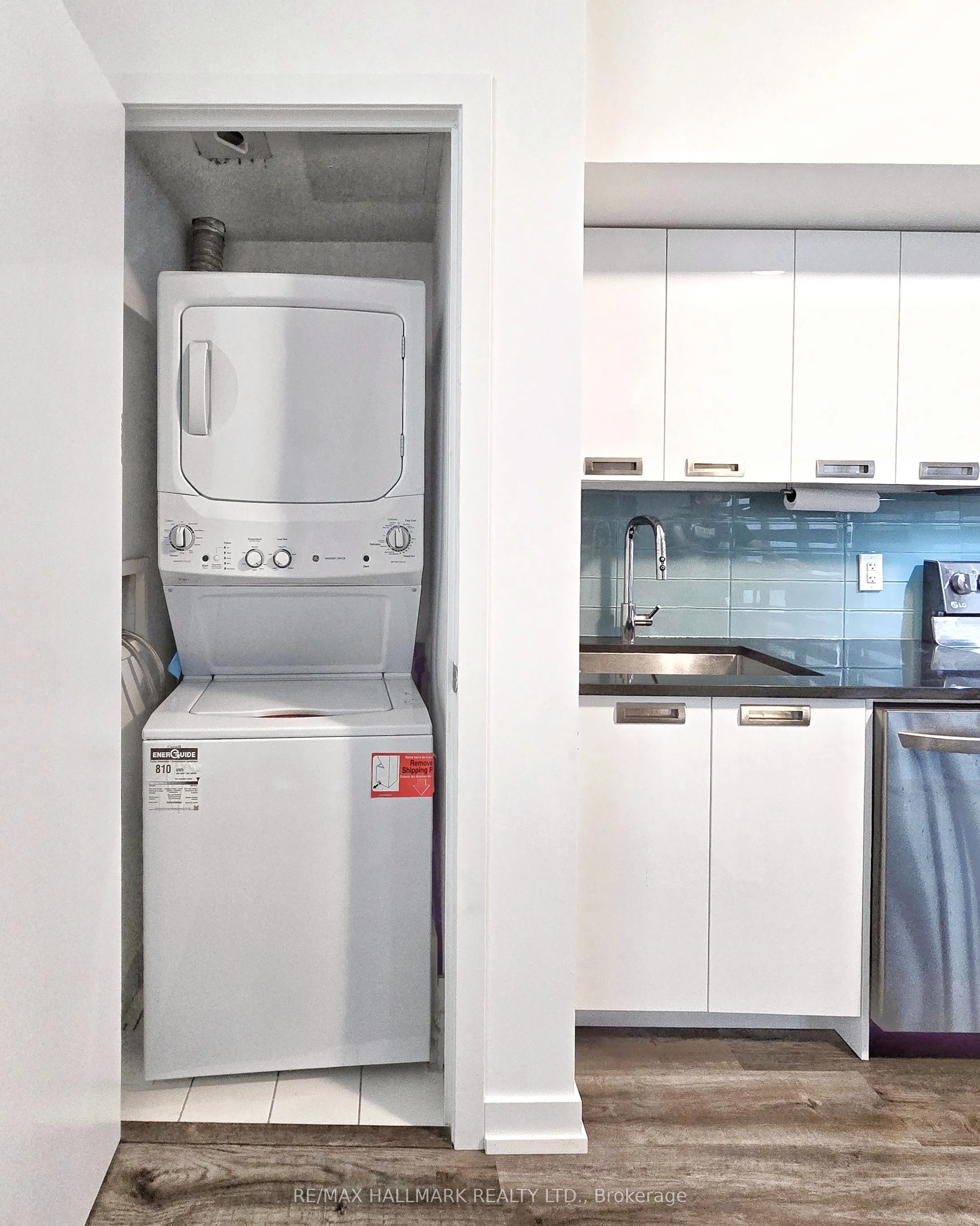 33 Charles st Street E, #1412