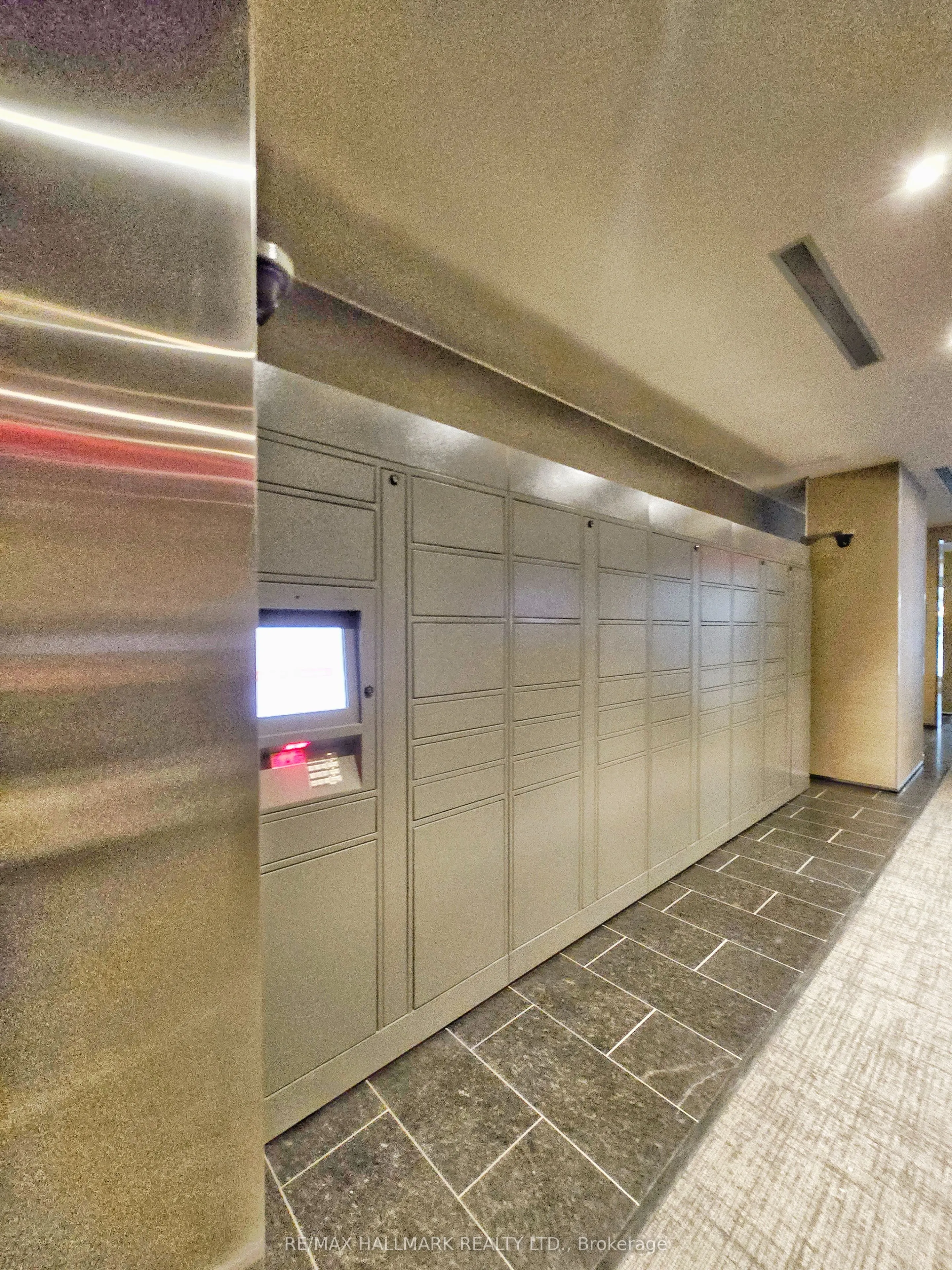 33 Charles st Street E, #1412