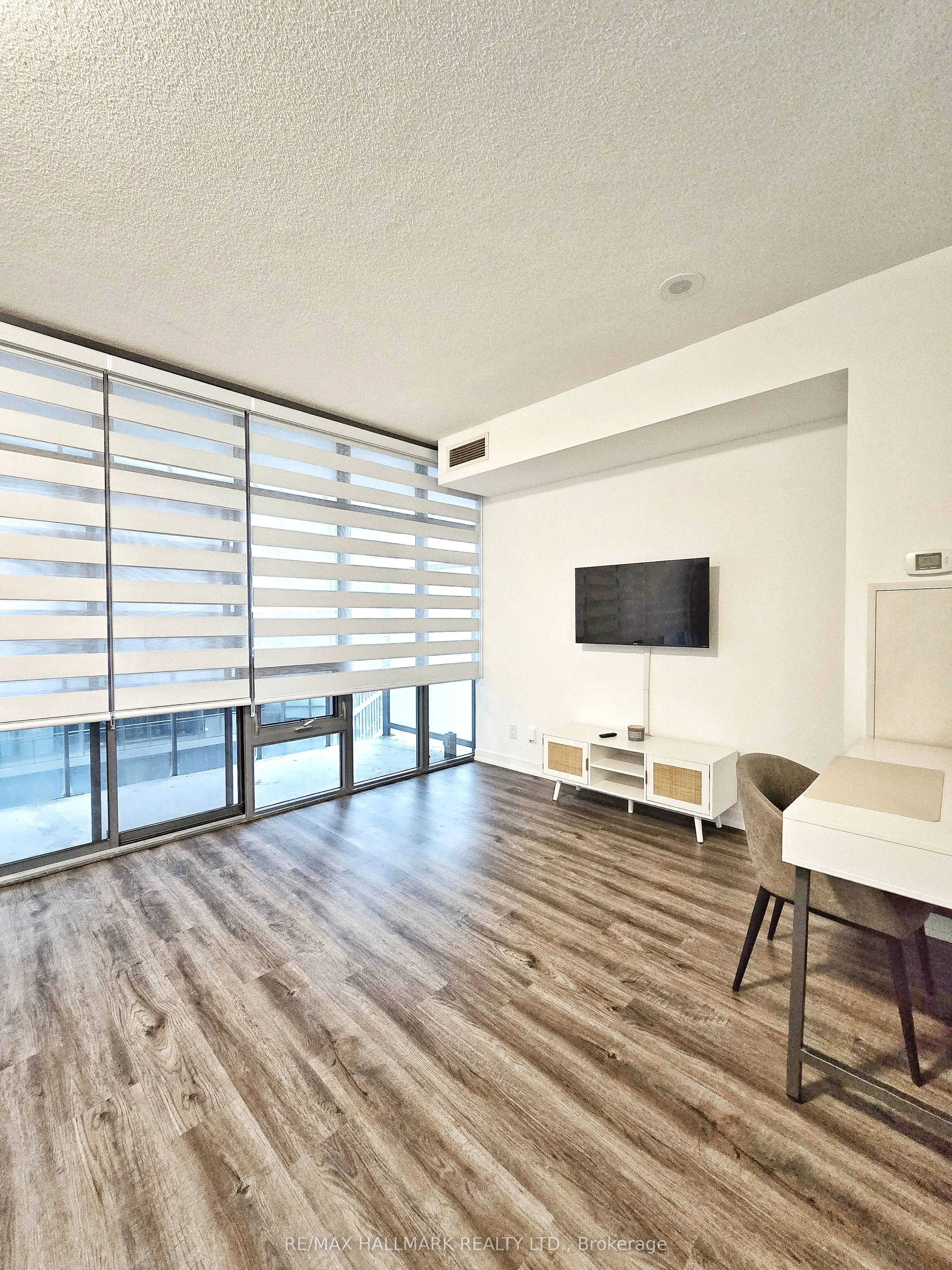 33 Charles st Street E, #1412