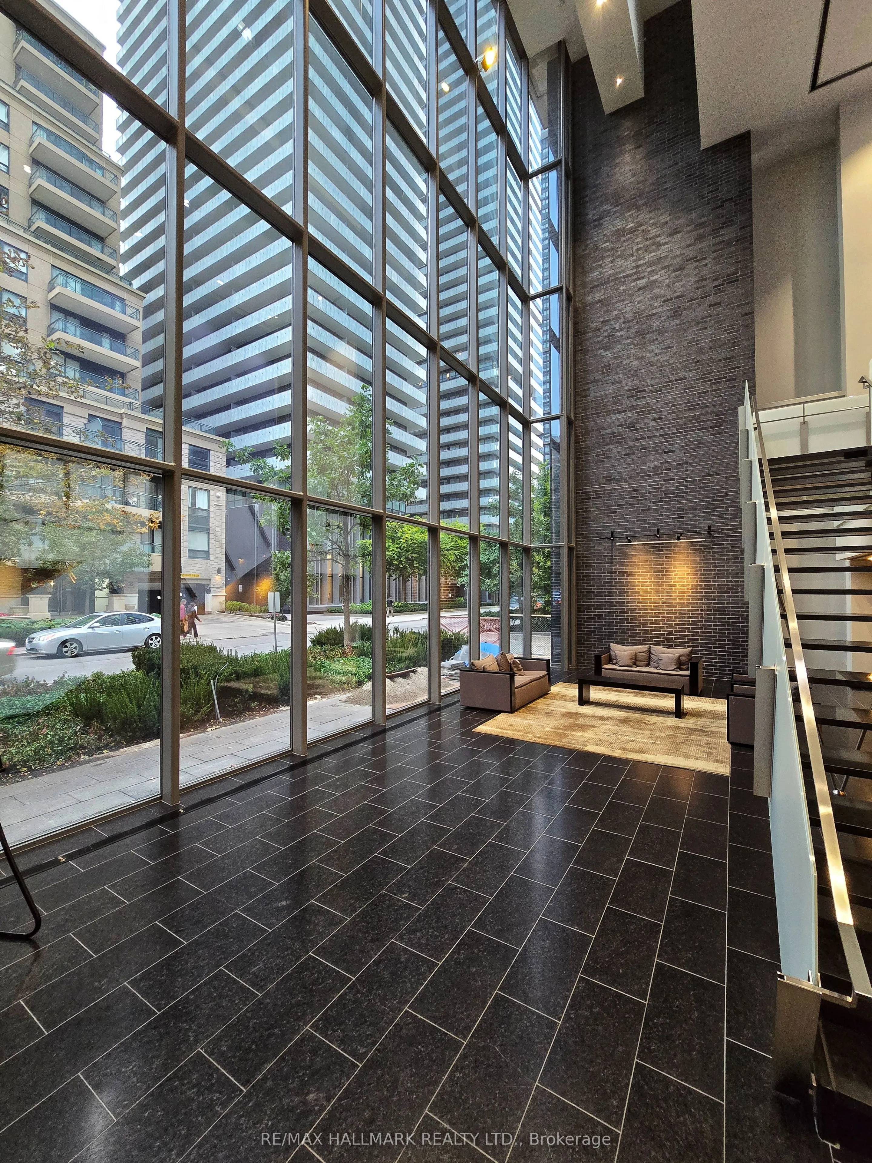 33 Charles st Street E, #1412