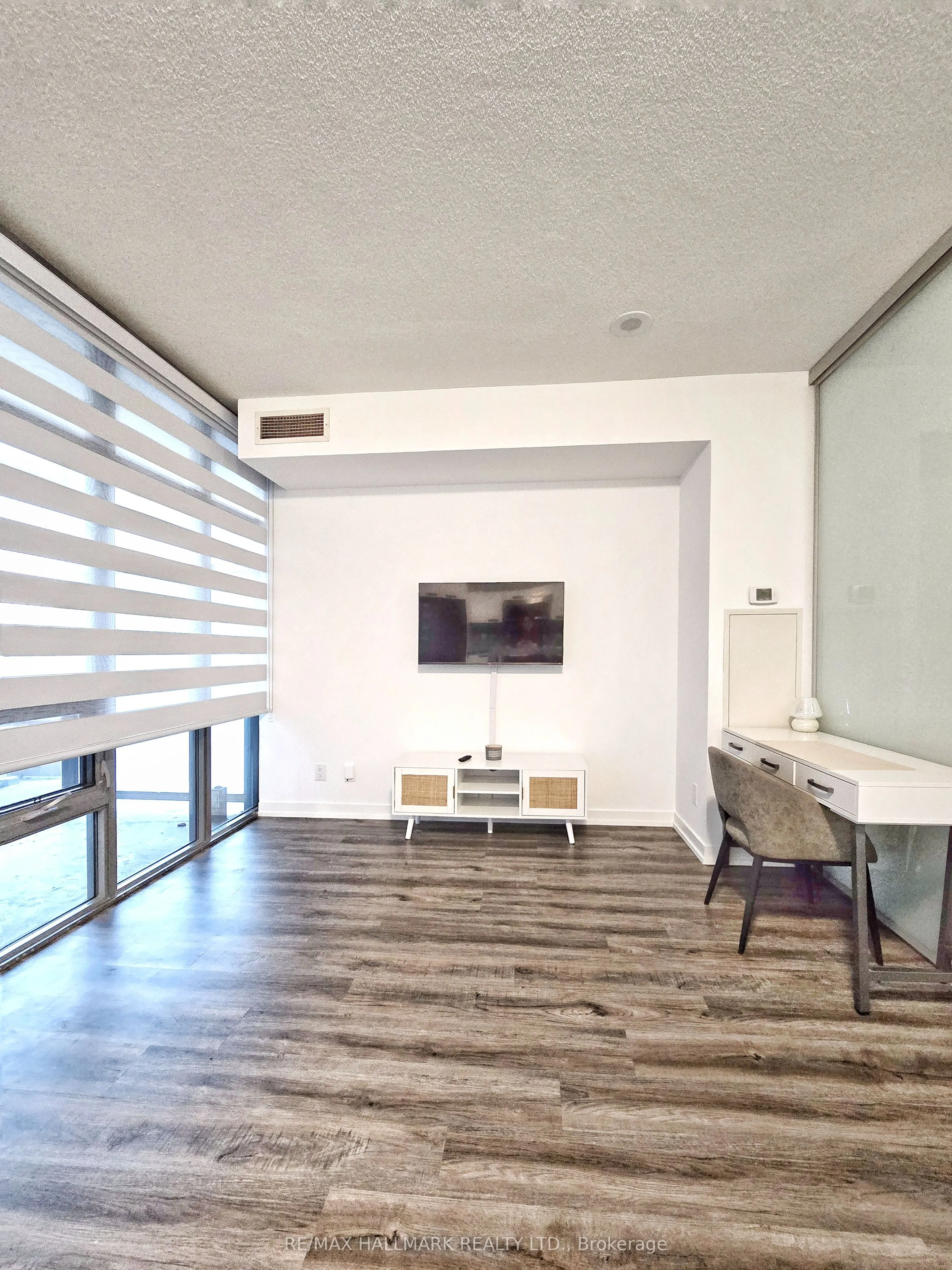 33 Charles st Street E, #1412