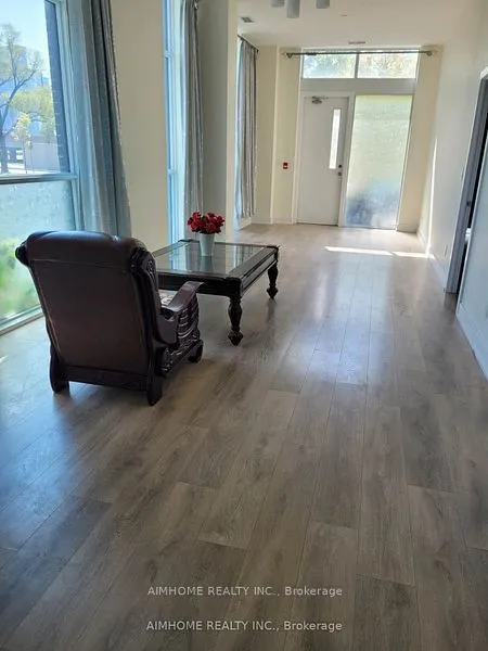 150 Fairview Mall Drive, #102