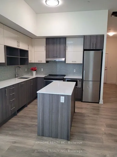 150 Fairview Mall Drive, #102