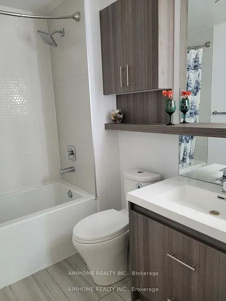 150 Fairview Mall Drive, #102