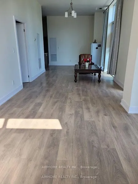 150 Fairview Mall Drive, #102