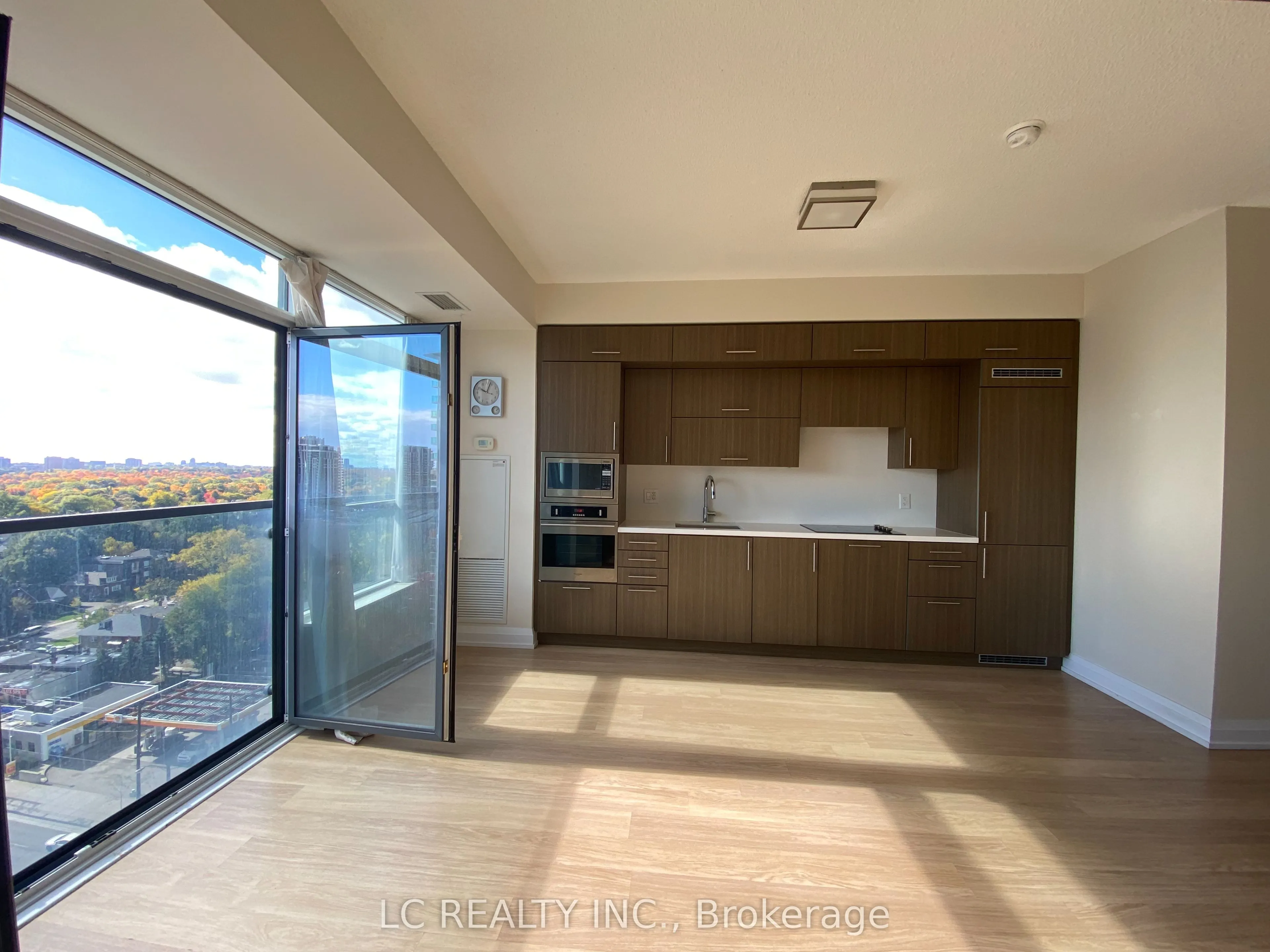 2 Anndale Drive, #1309