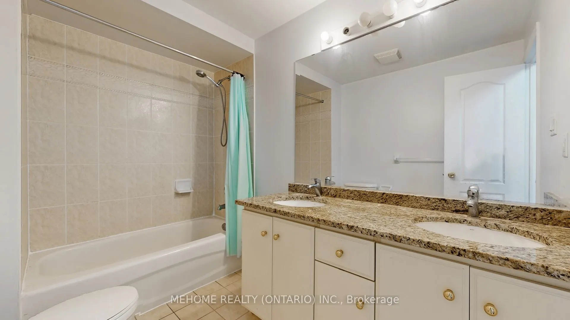 66J Finch Avenue W, #10