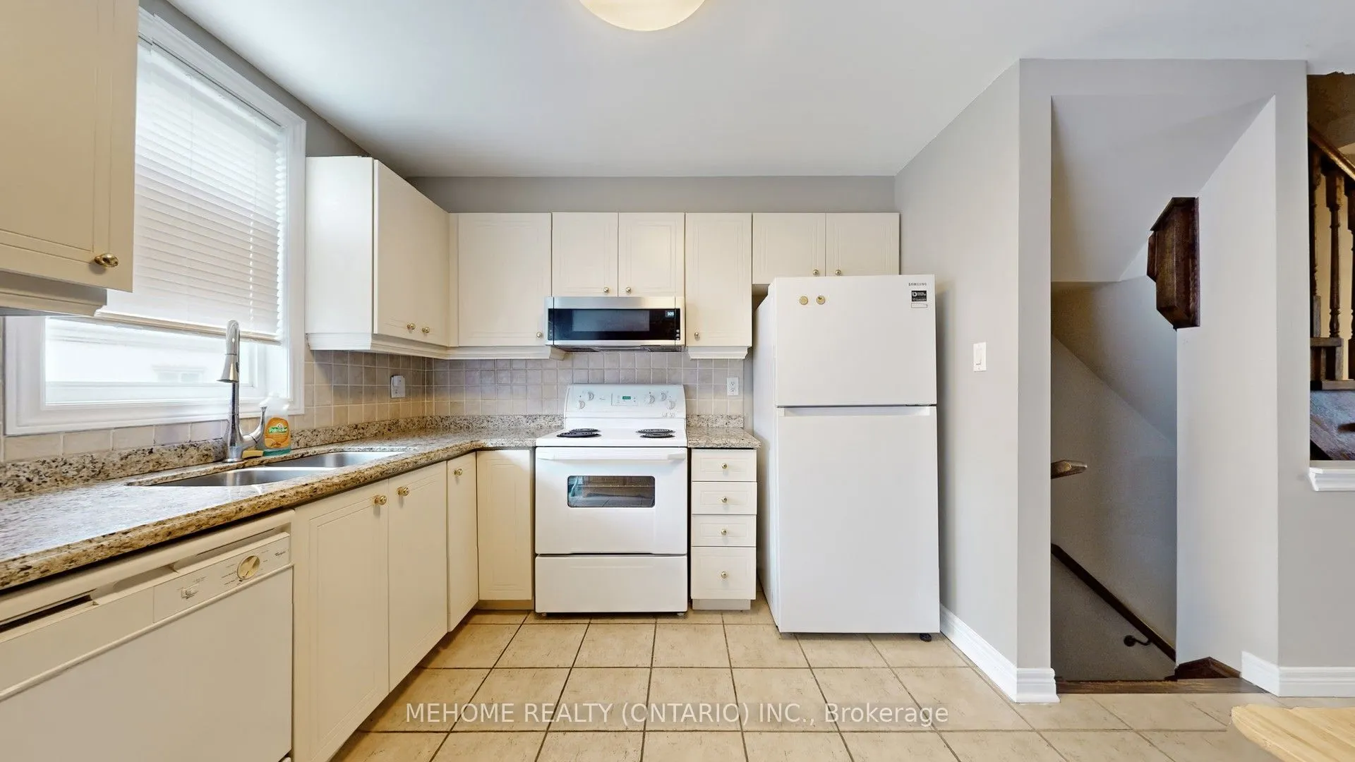 66J Finch Avenue W, #10