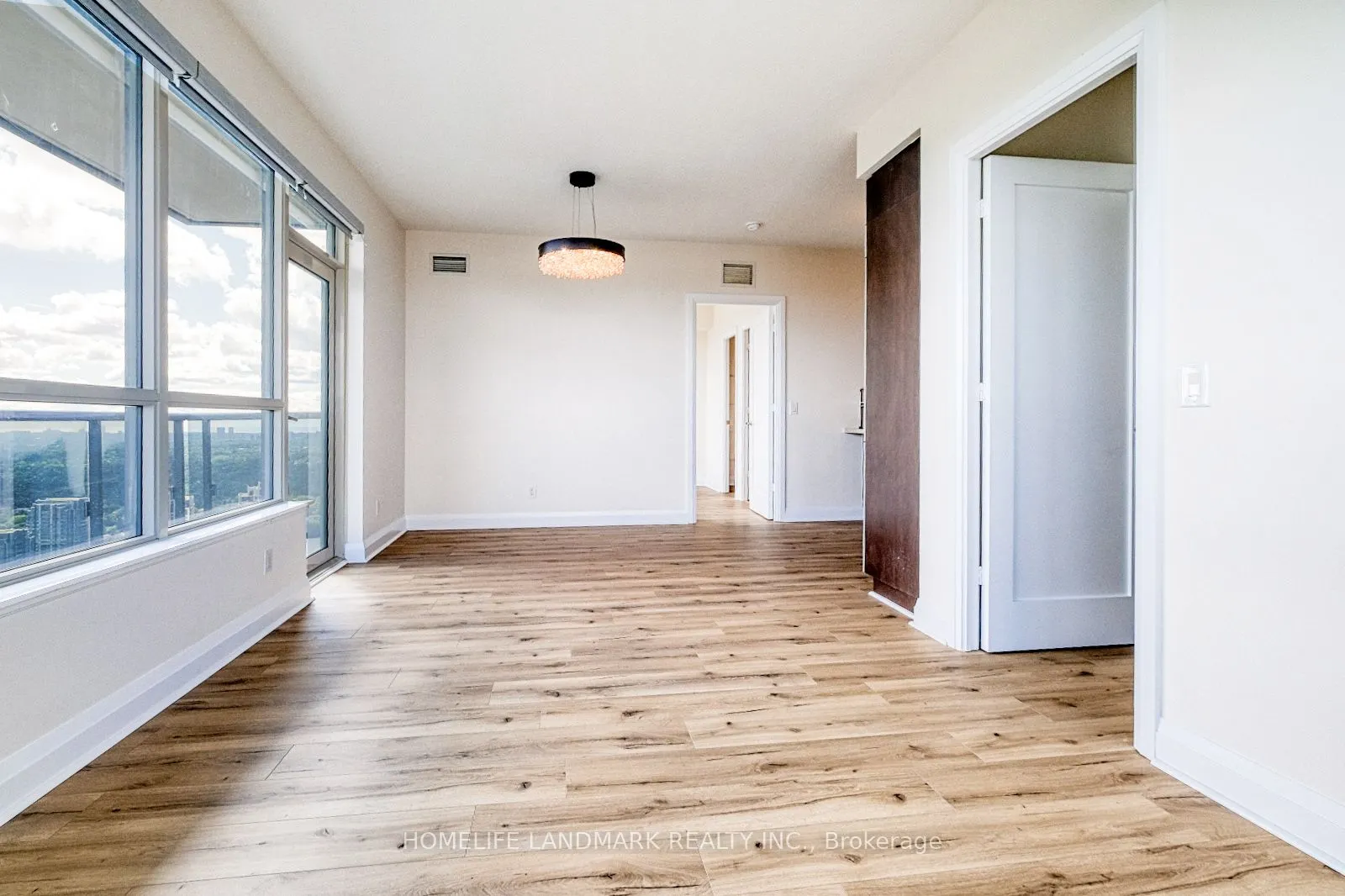 5 Sheppard Avenue E, #4123