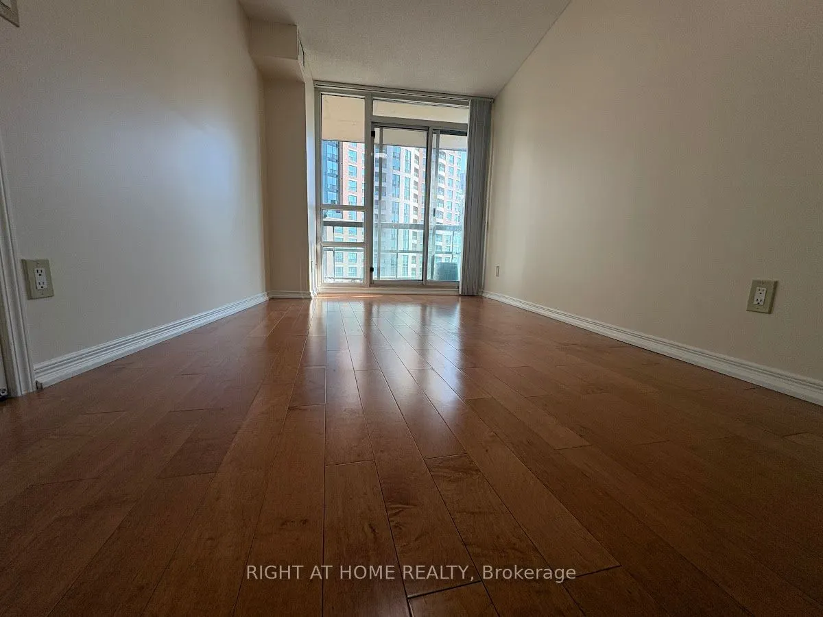 503 Beecroft Road, #605