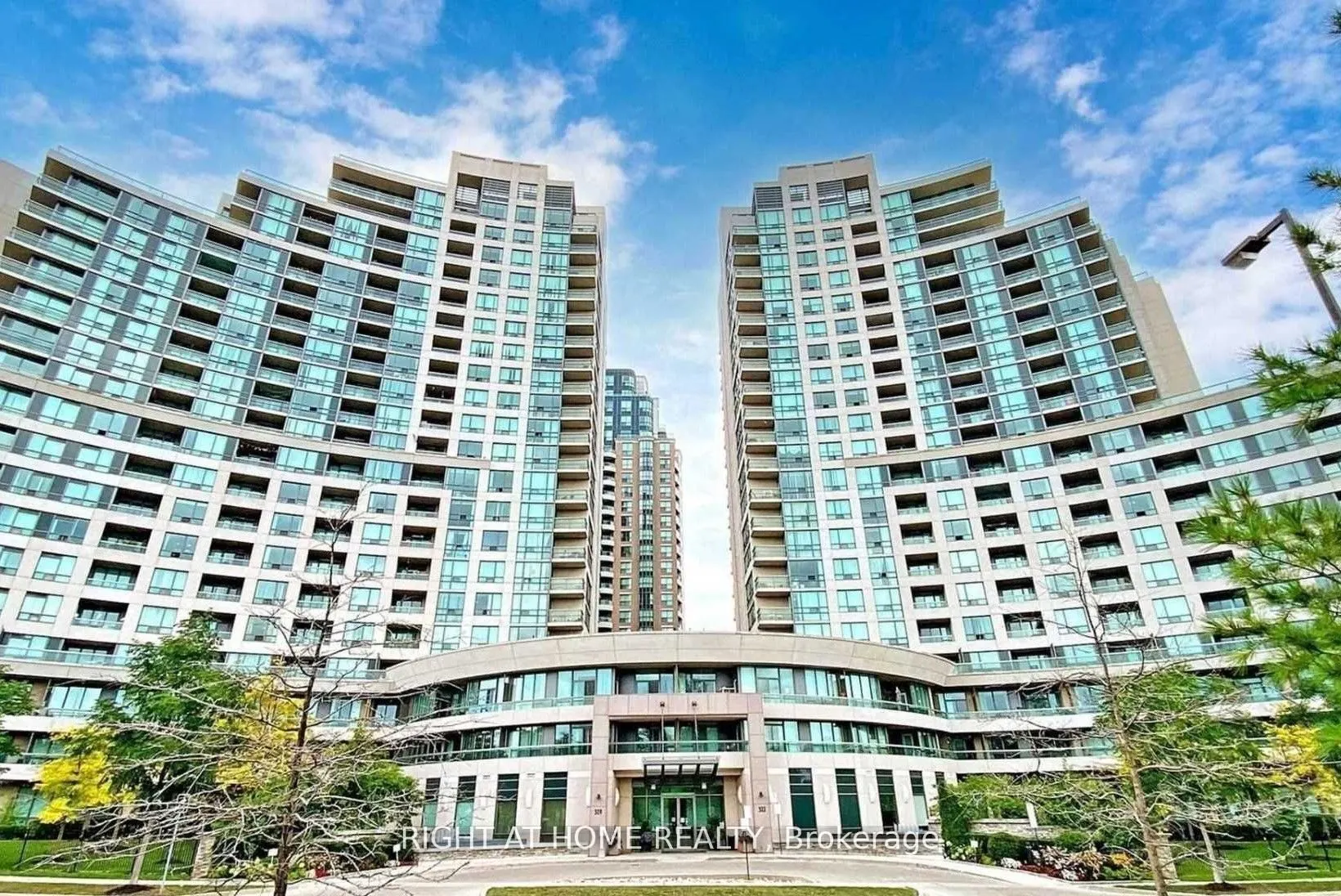 503 Beecroft Road, #605