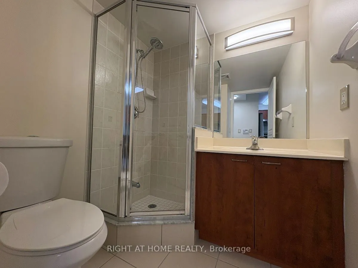 503 Beecroft Road, #605