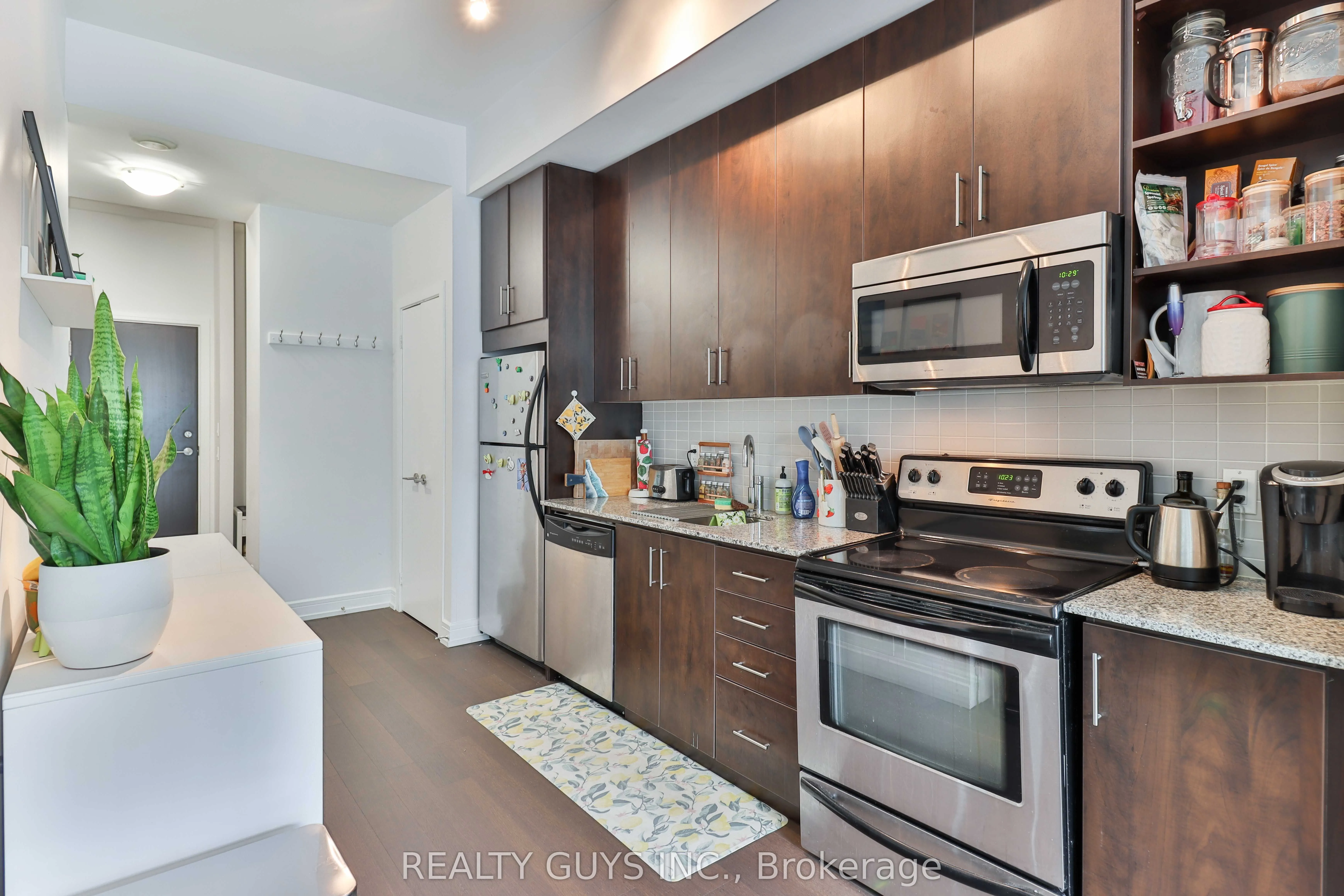 112 George Street, #631