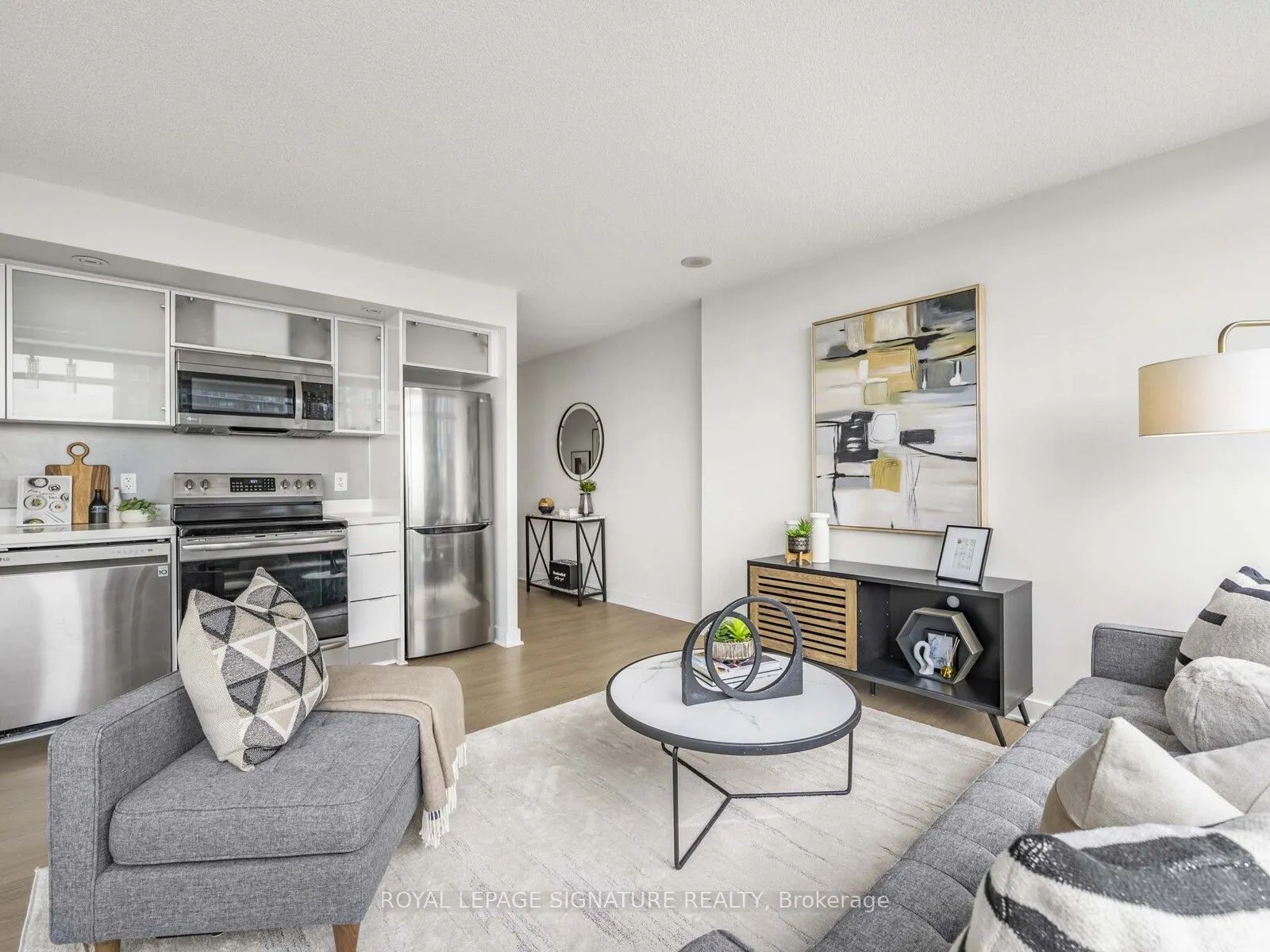 25 Telegram Mews, #2709