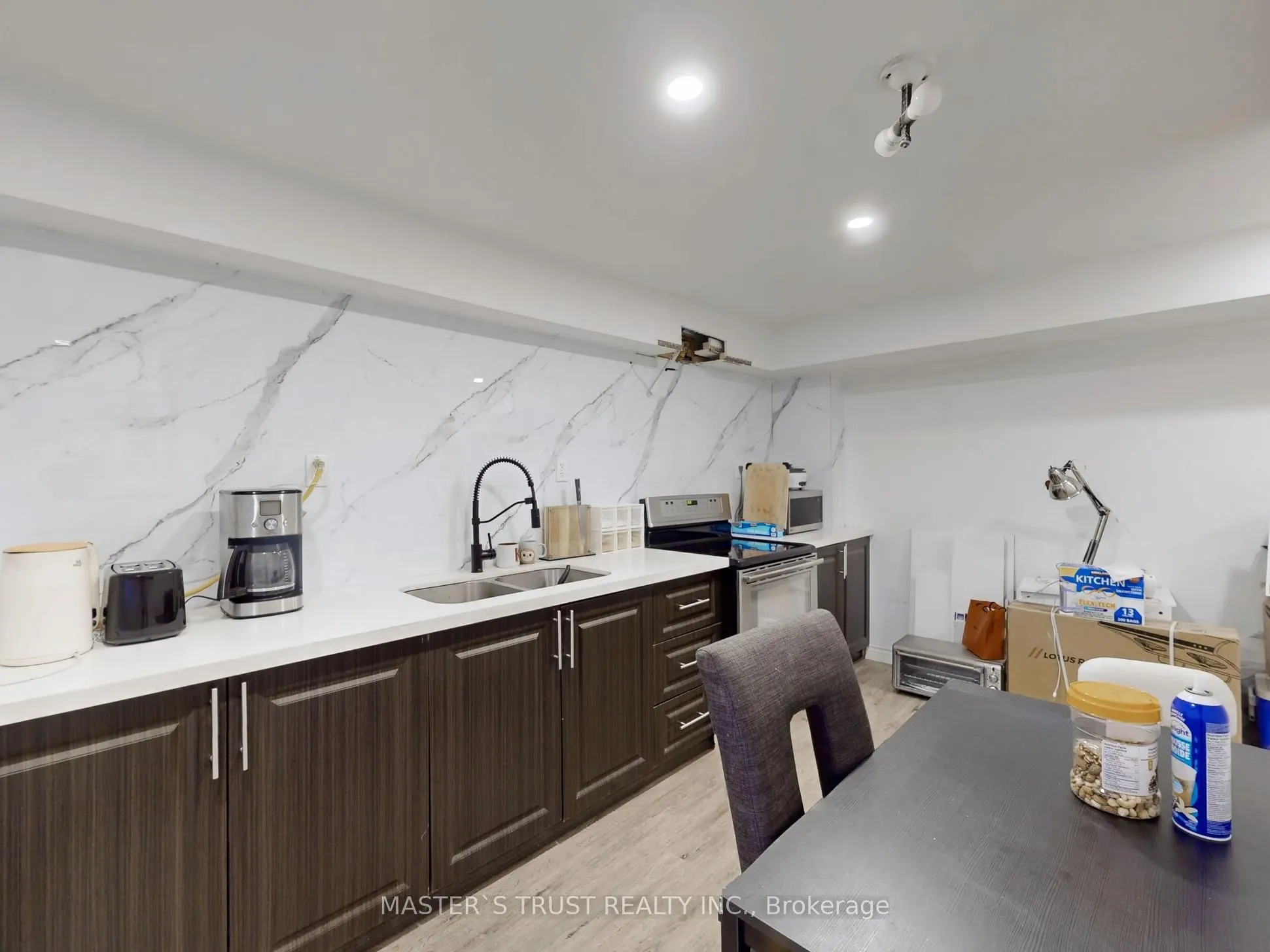 5 Jardin Hill Court