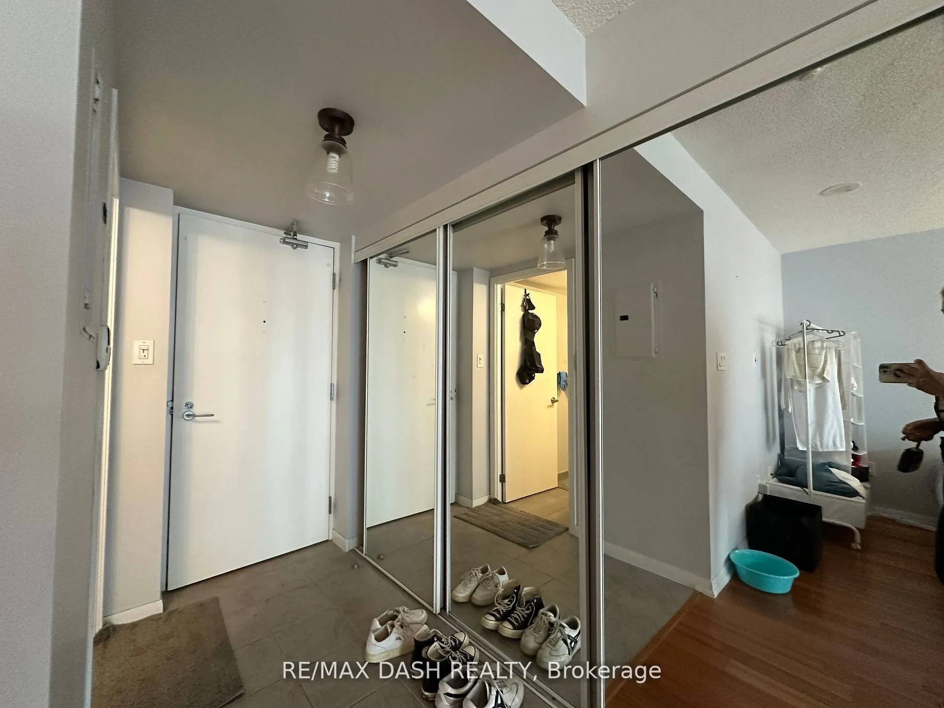 38 Grenville Street, #705