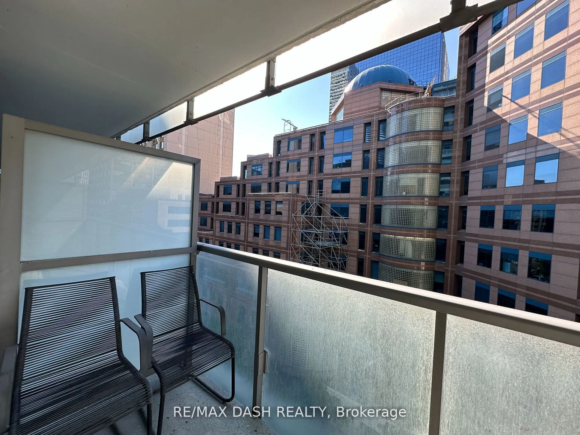 38 Grenville Street, #705