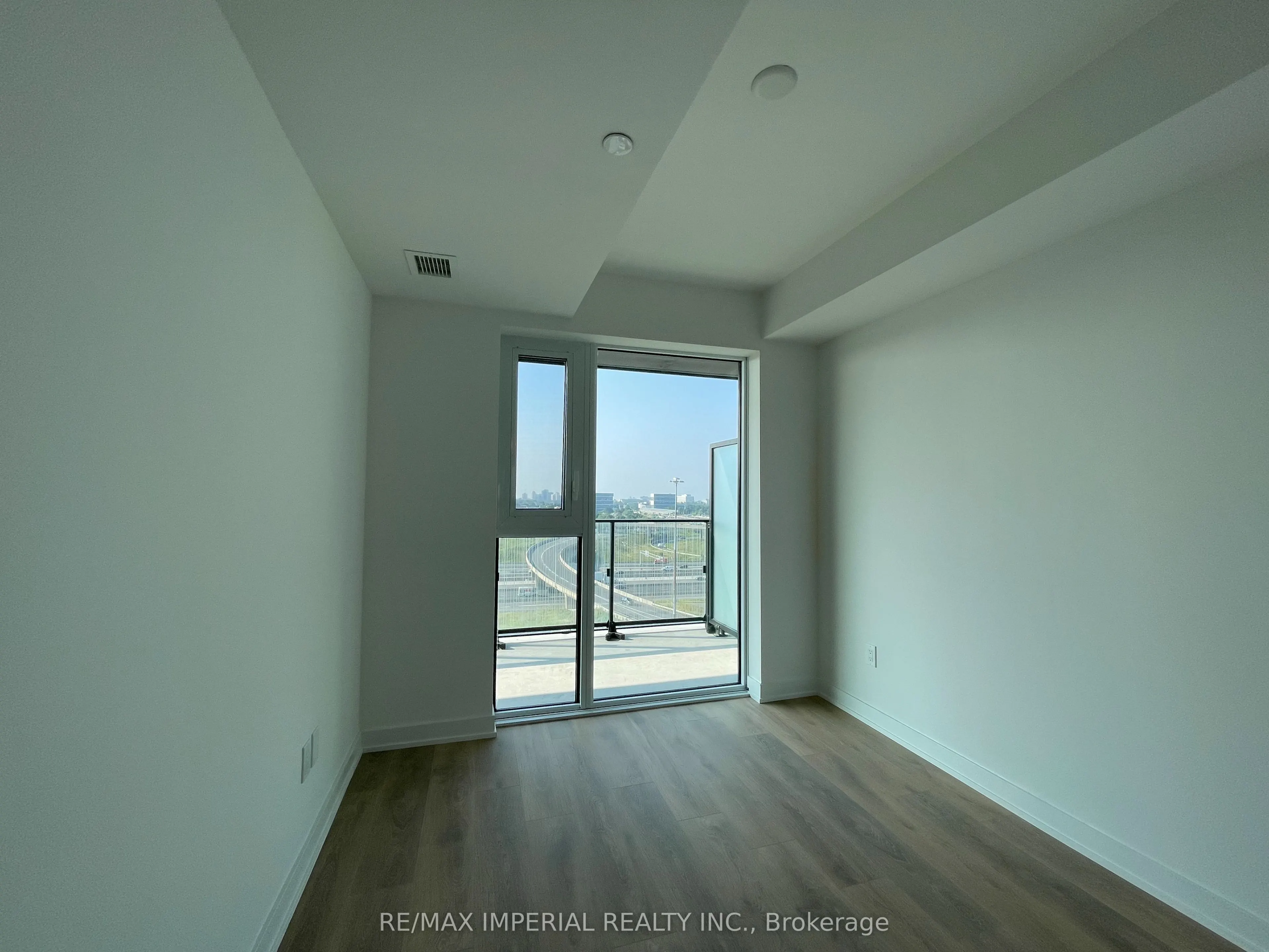8 Tippett Road, #1107