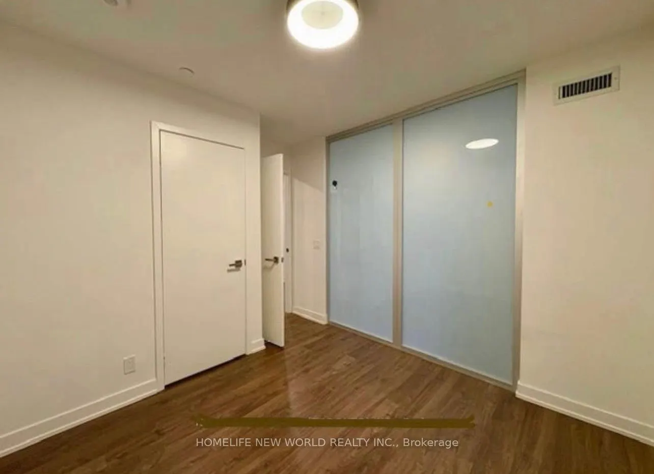 30 Tretti Way, #901
