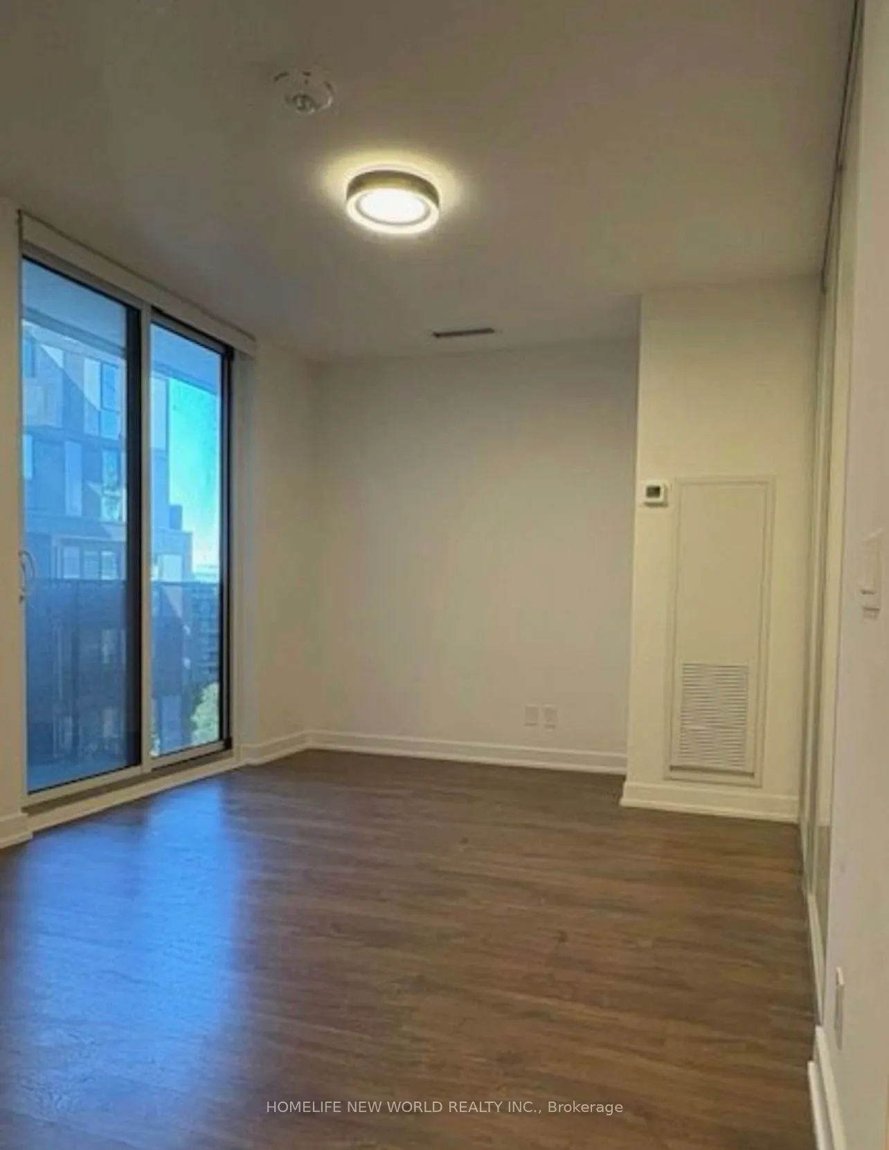 30 Tretti Way, #901
