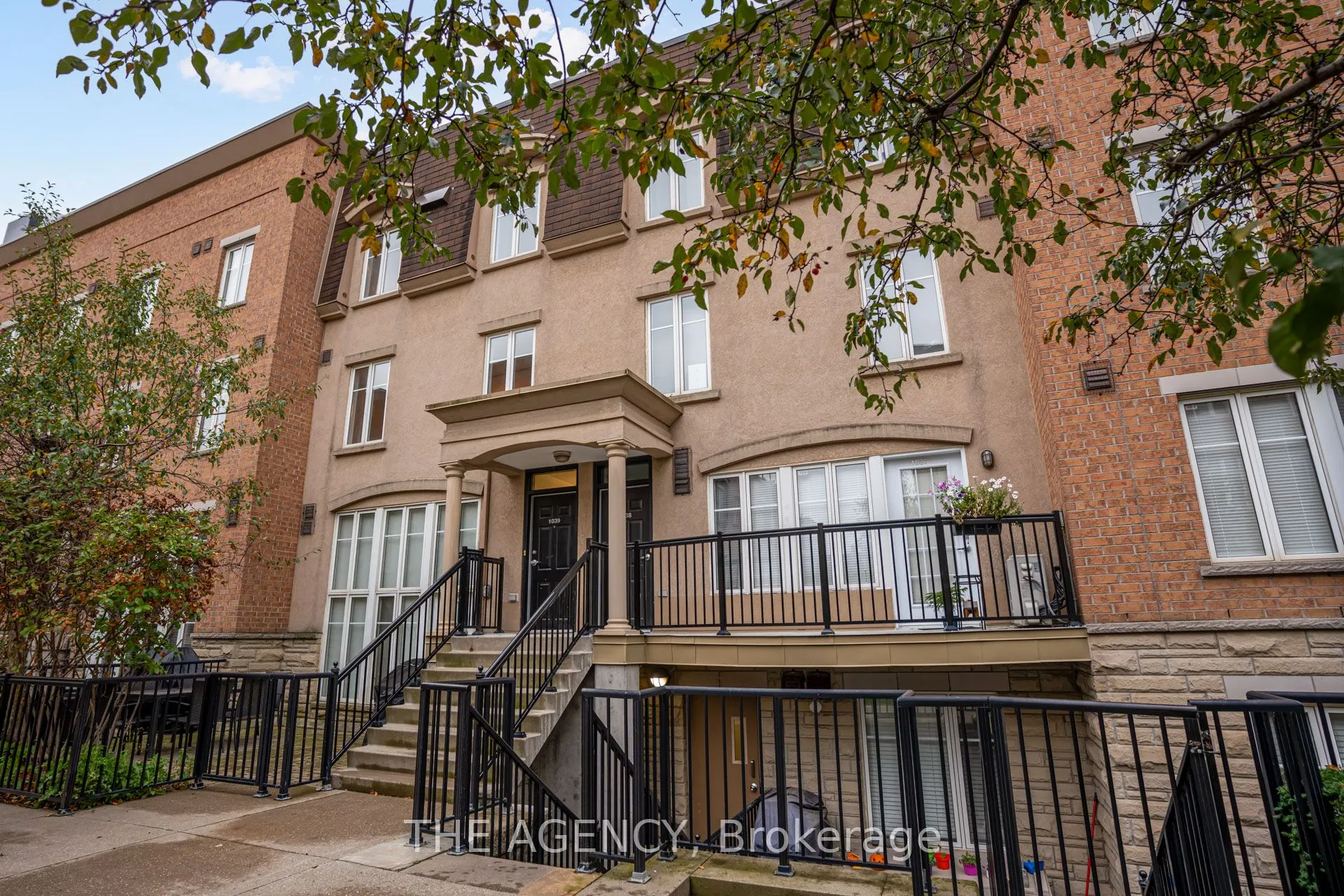54 East Liberty Street, #1039