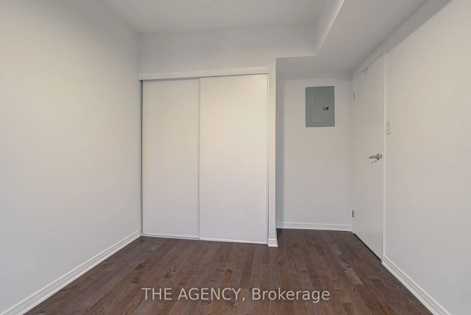 54 East Liberty Street, #1039