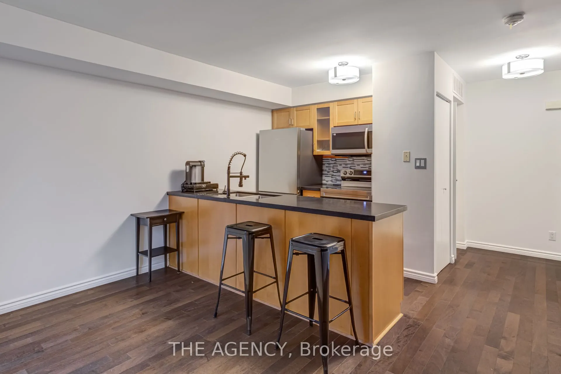 54 East Liberty Street, #1039