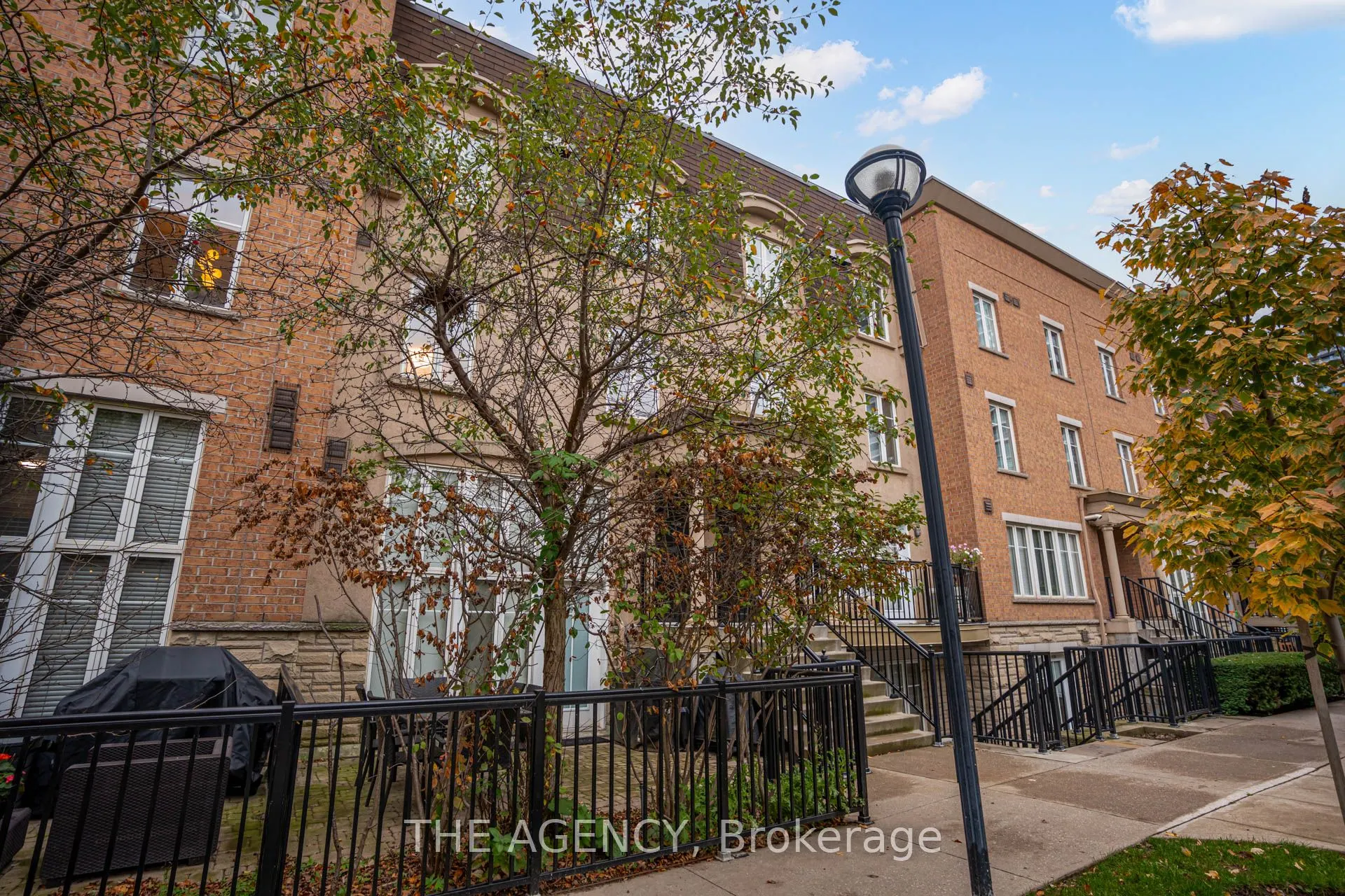 54 East Liberty Street, #1039