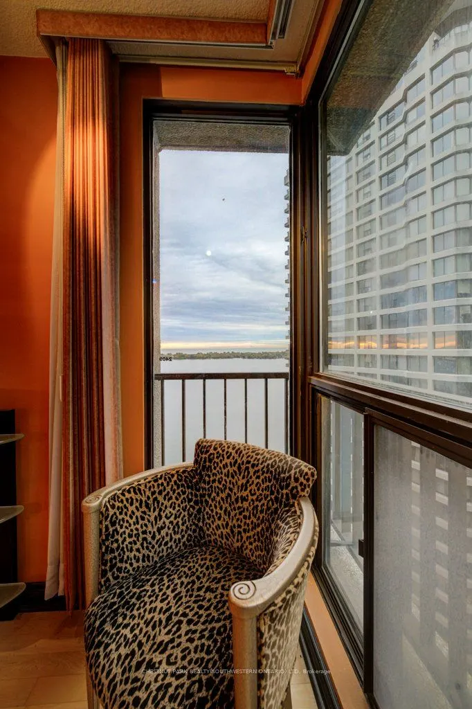 33 Harbour Square, #2409