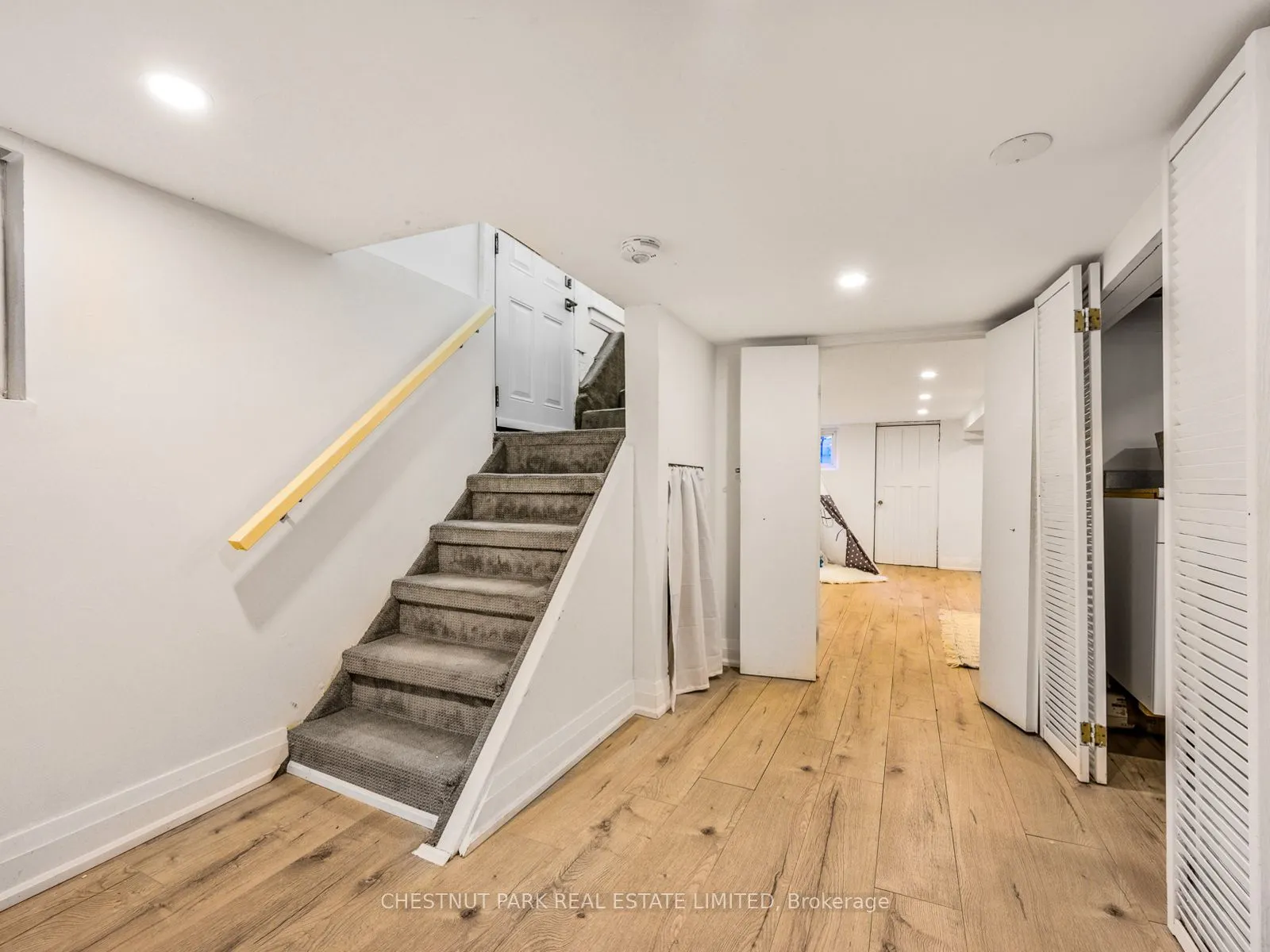 629 Duplex Avenue