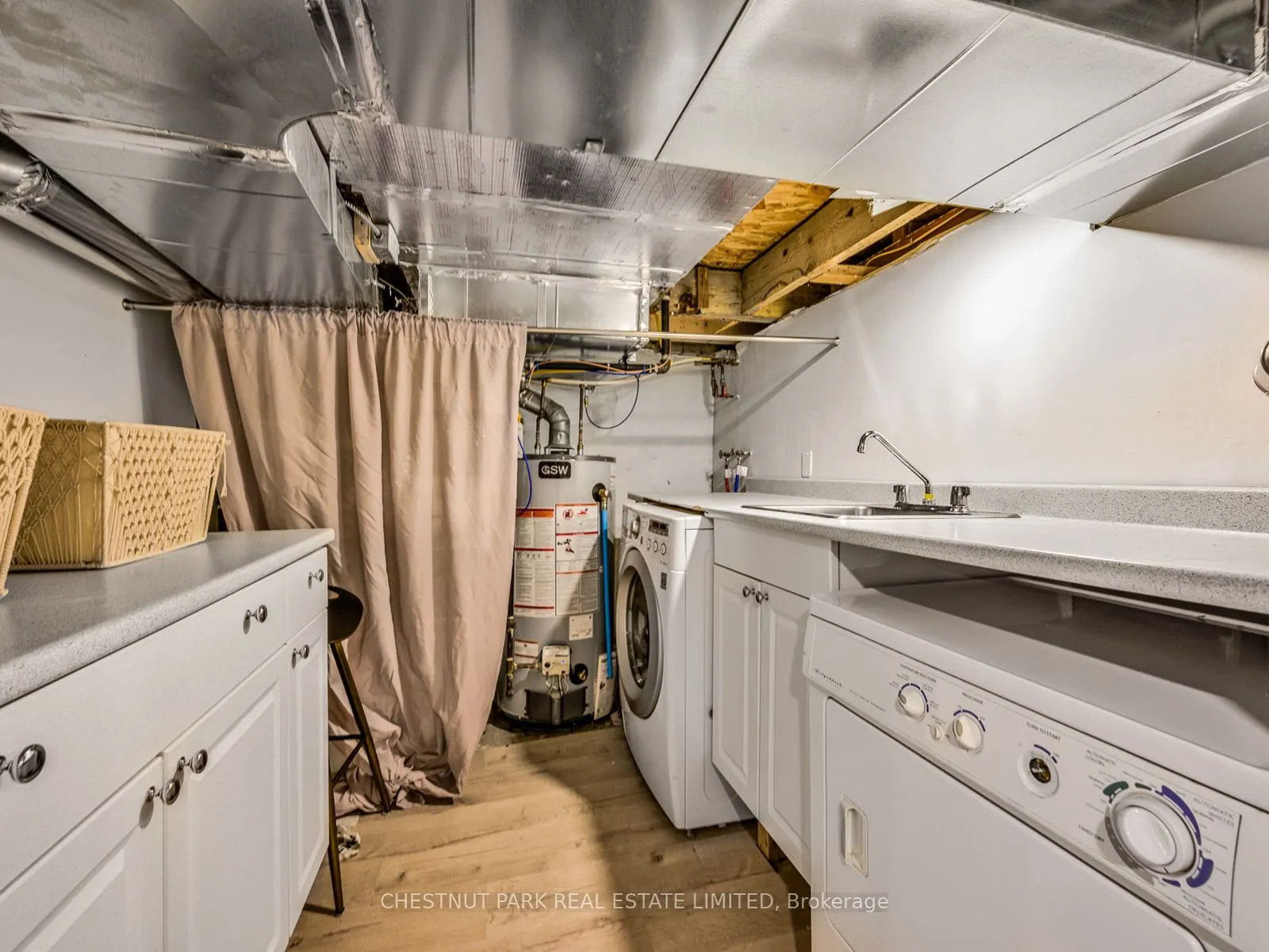 629 Duplex Avenue