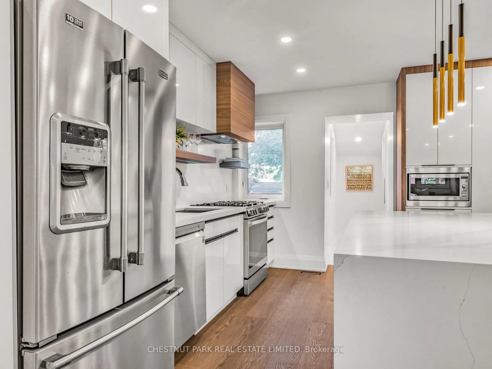 629 Duplex Avenue