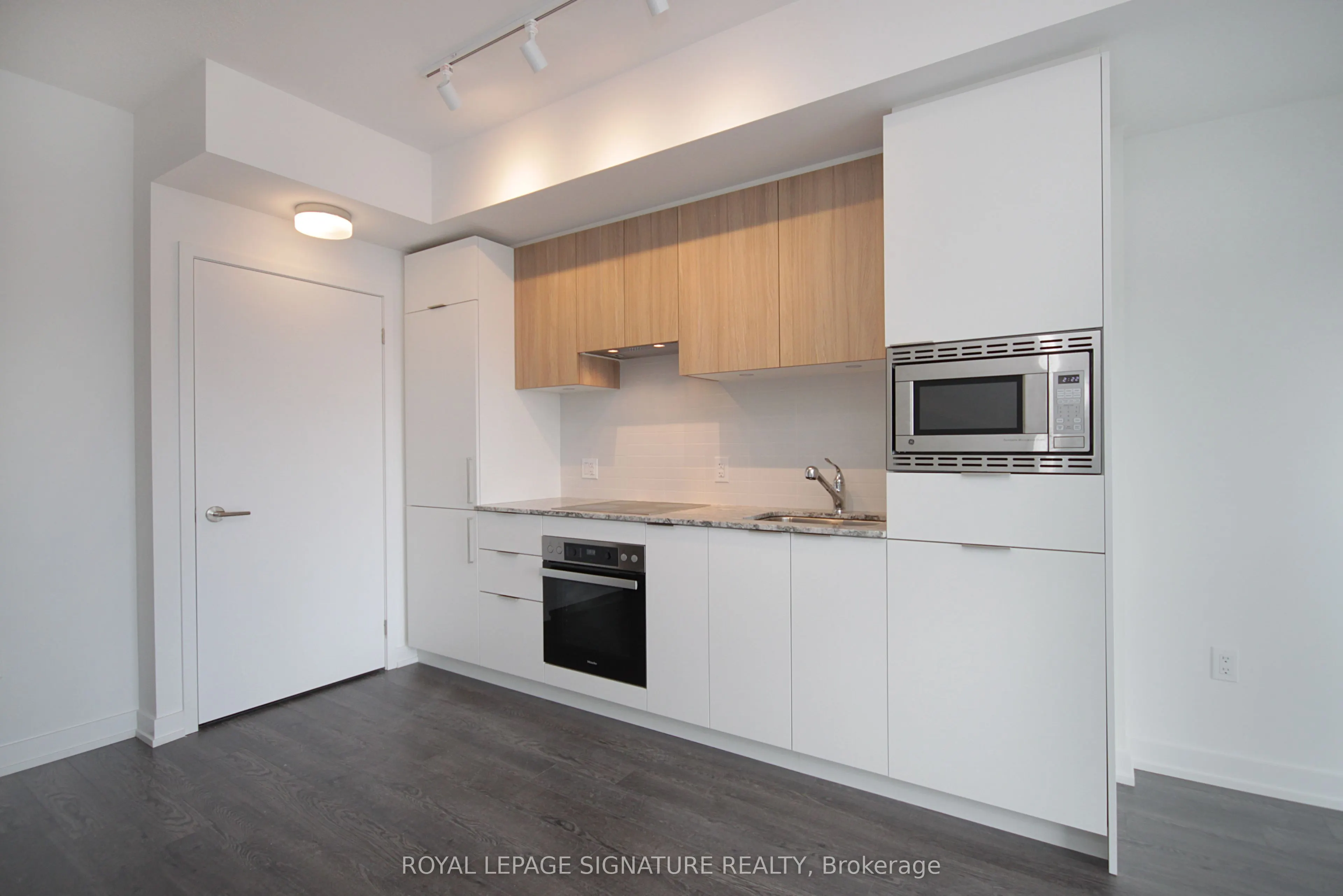 20 O'neill Road, #1524