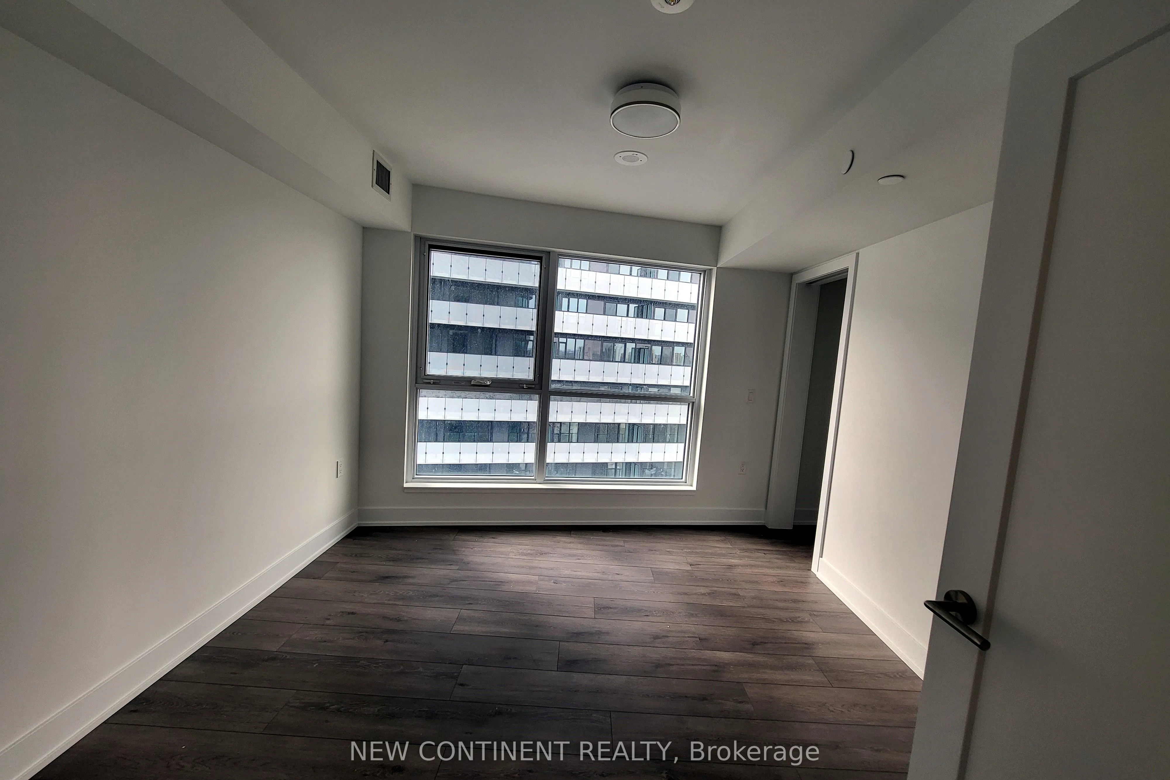 585 Bloor Street E, #1623