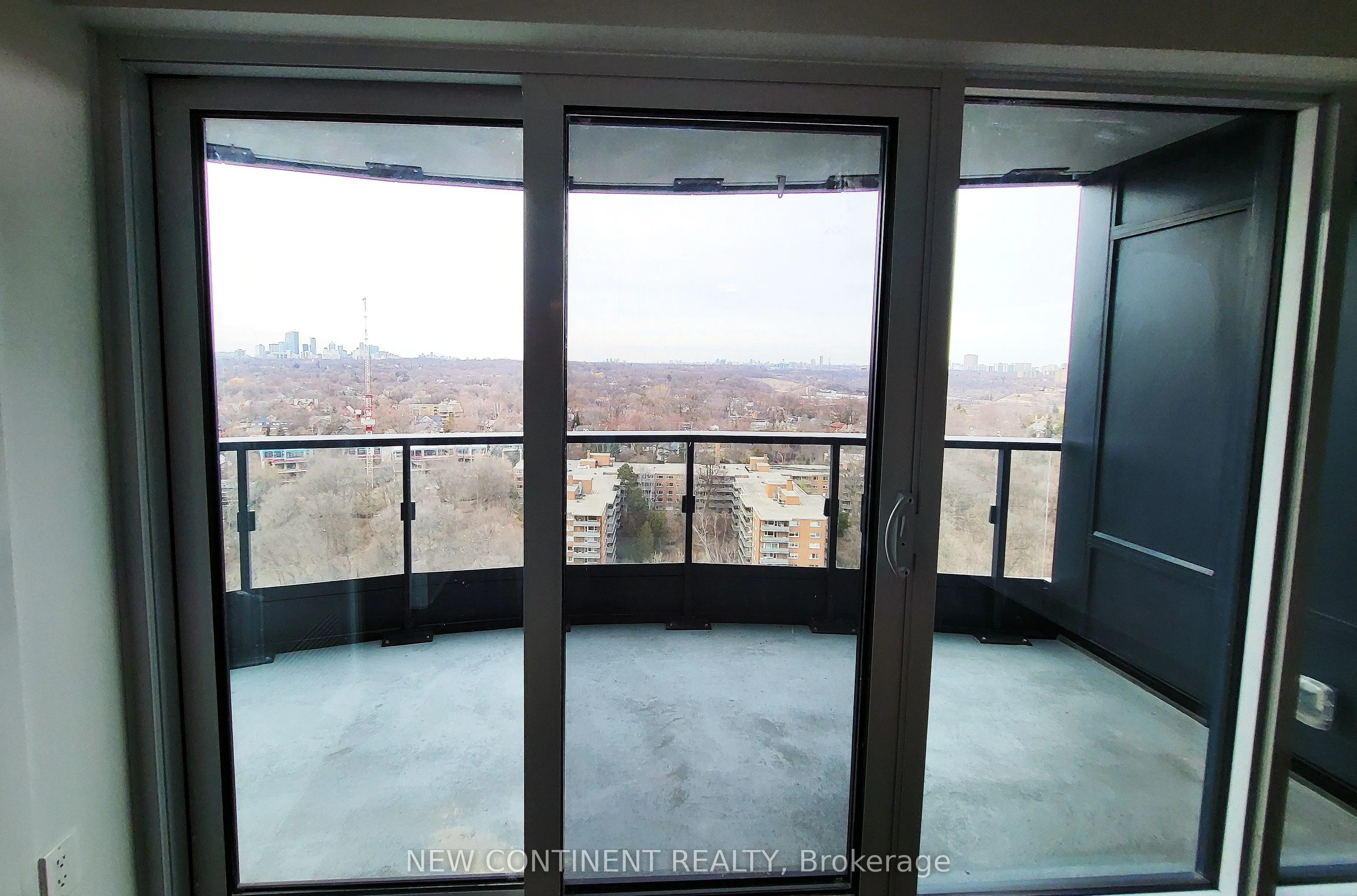 585 Bloor Street E, #1623