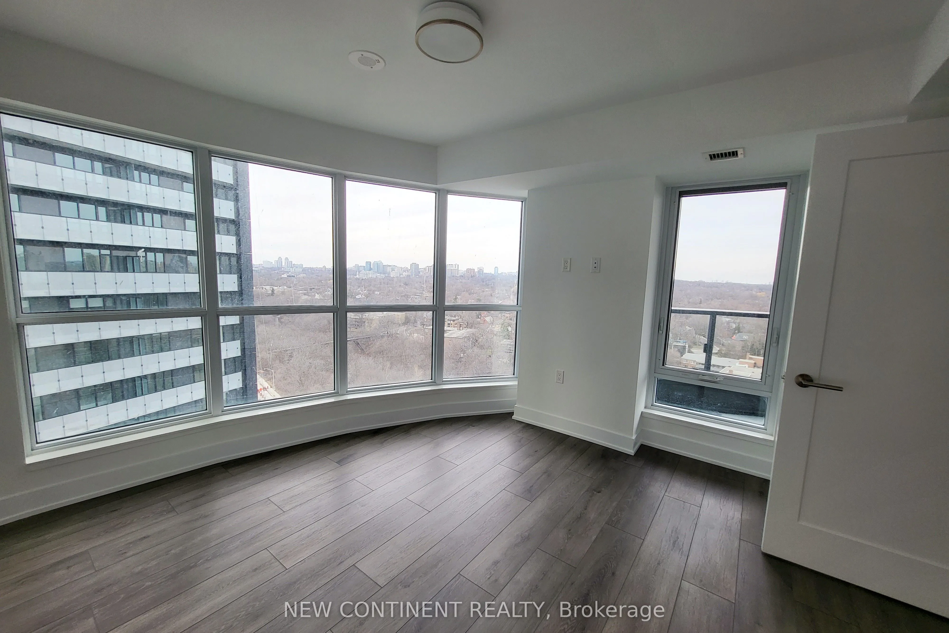 585 Bloor Street E, #1623