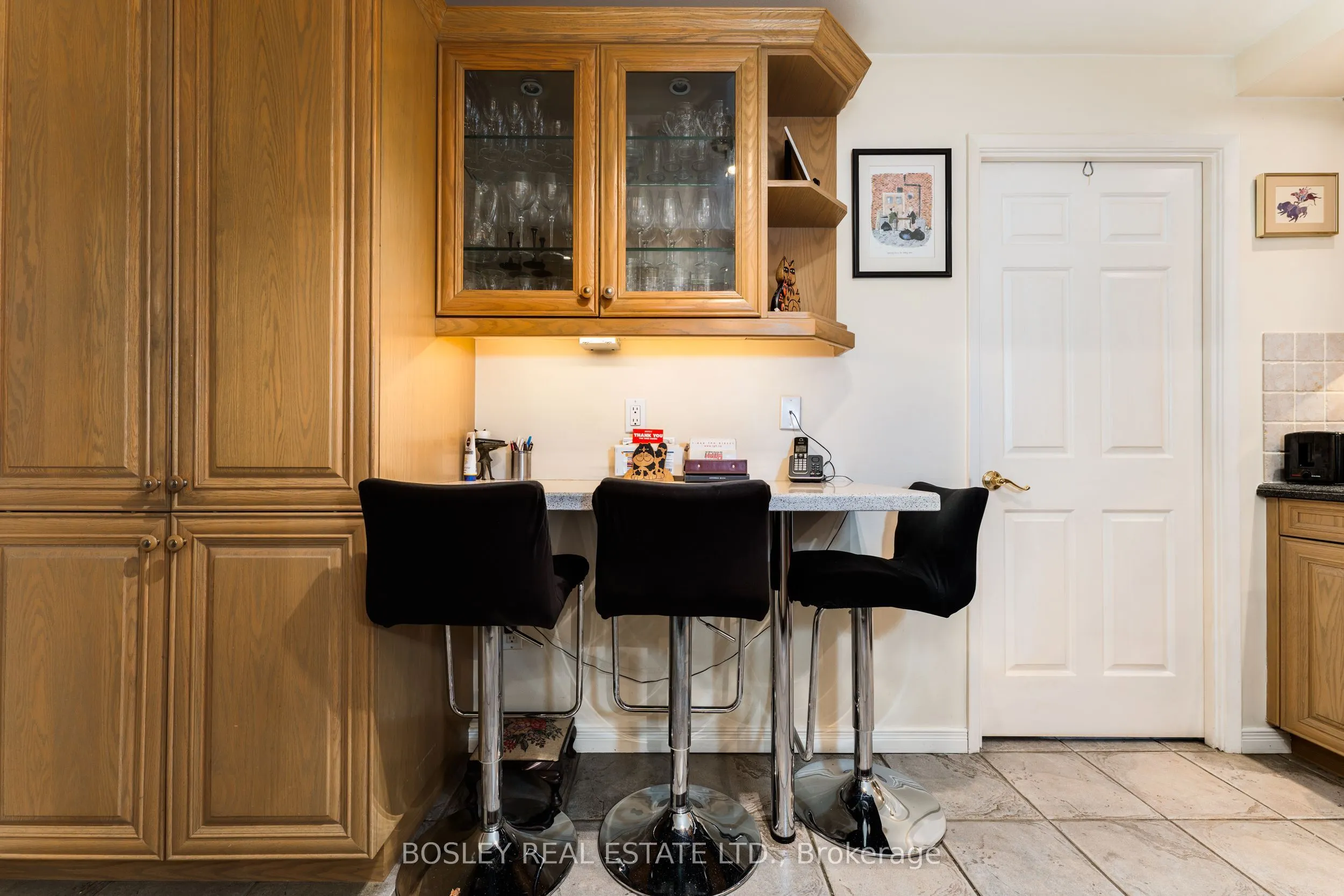 160 Frederick Street, #605