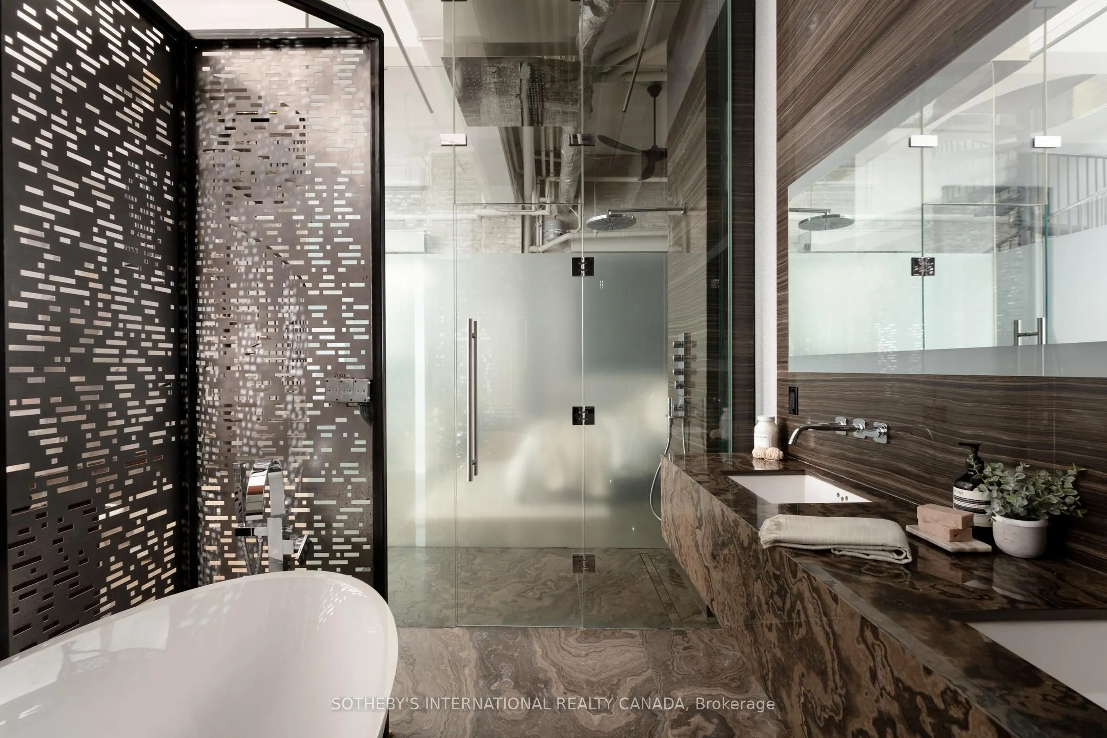 264 Seaton Street, #204