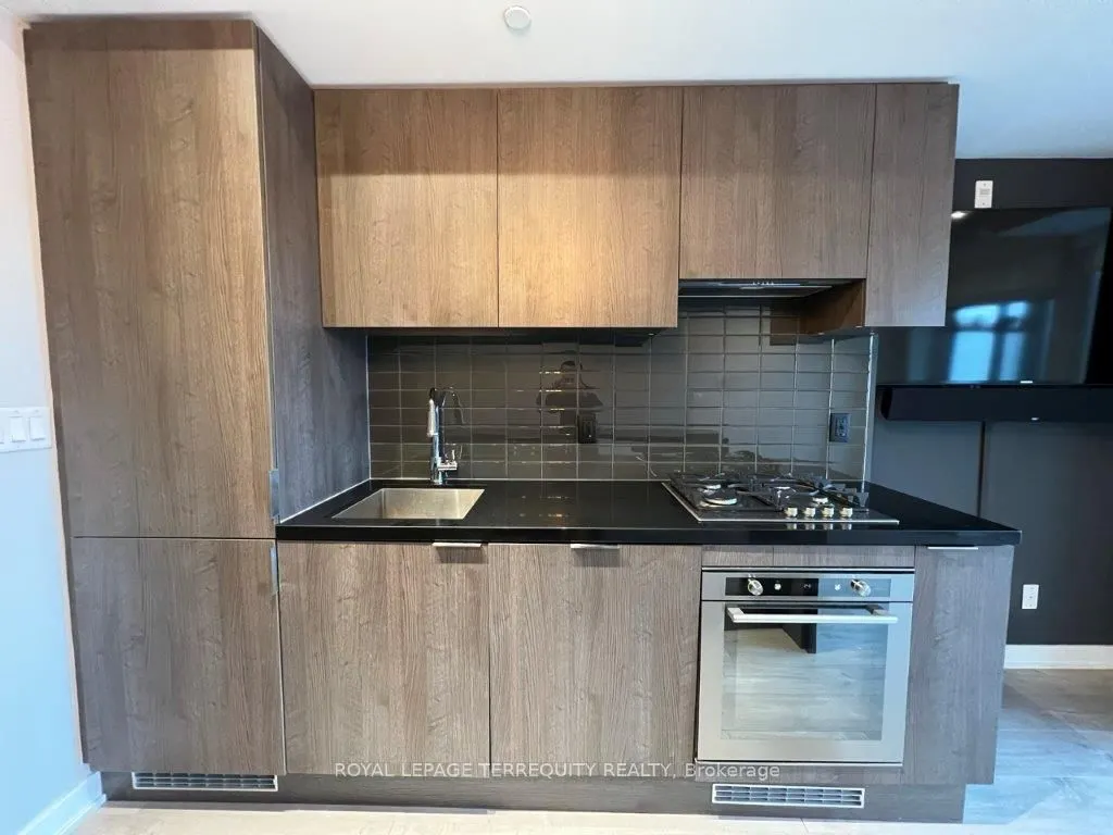 109 Ossington Avenue, #308