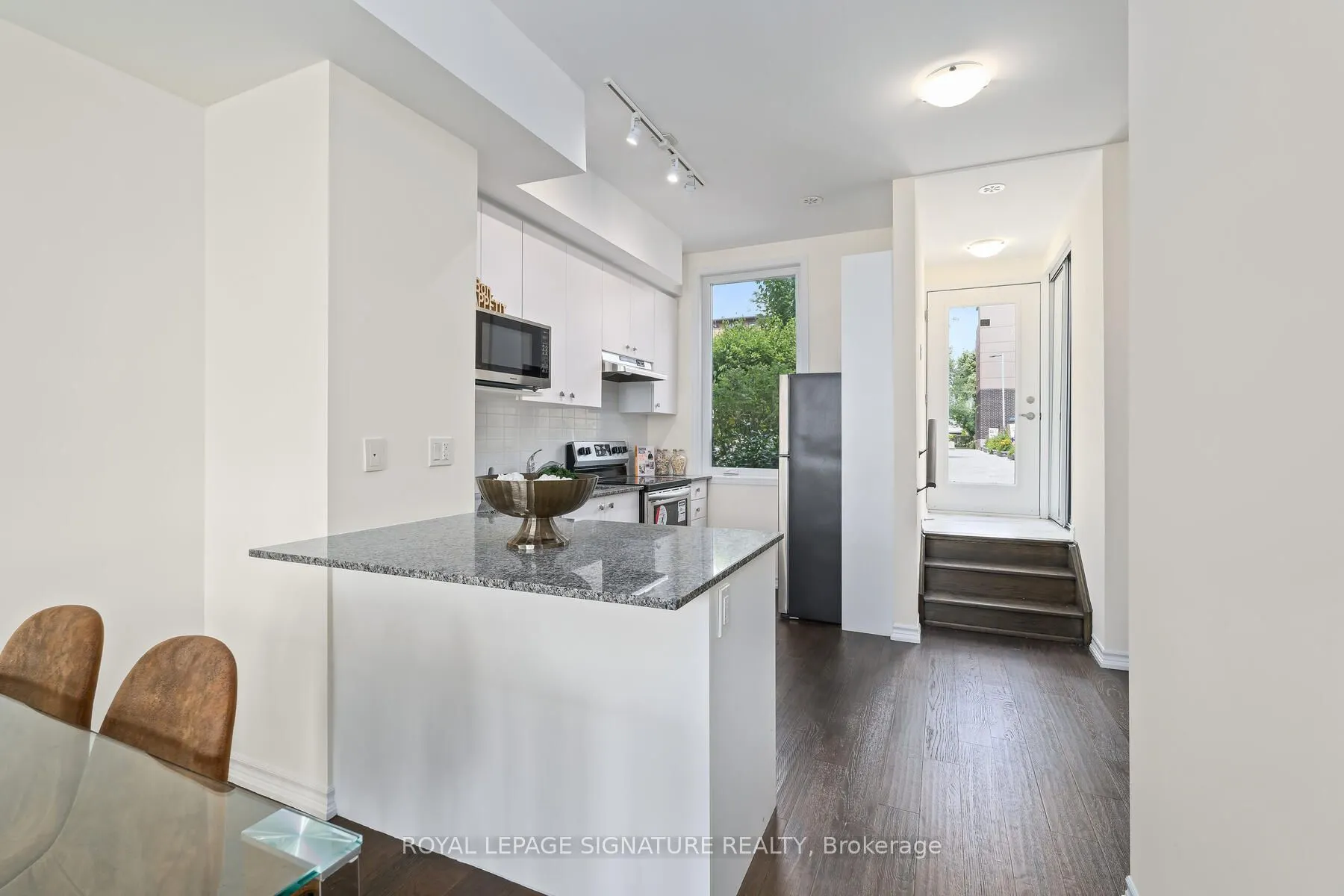 10 Curlew Drive