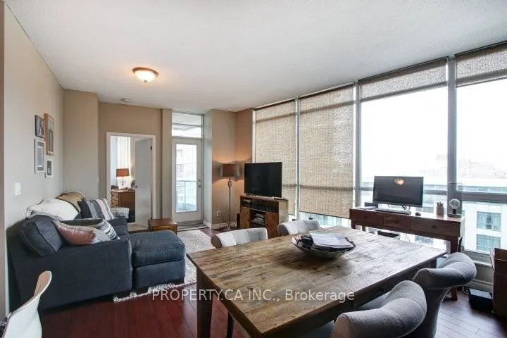 219 Fort York Boulevard, #802