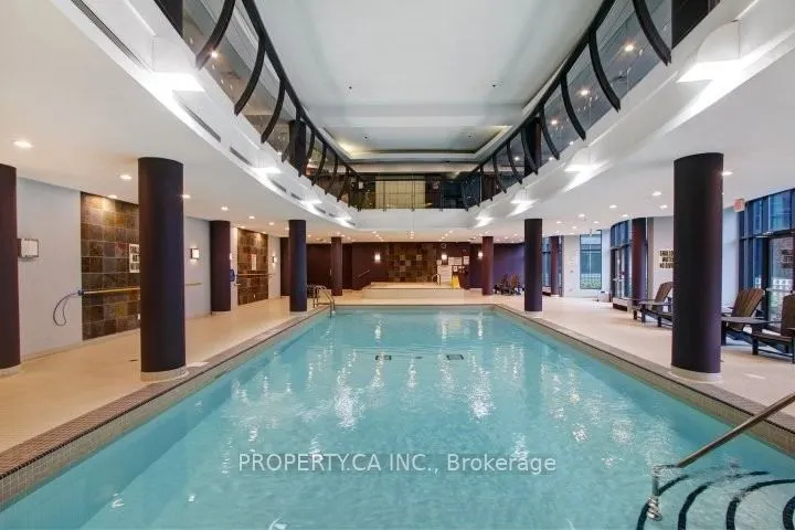 219 Fort York Boulevard, #802