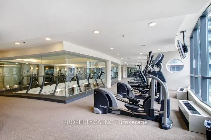 219 Fort York Boulevard, #802