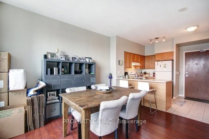 219 Fort York Boulevard, #802