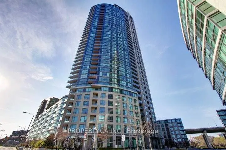 219 Fort York Boulevard, #802