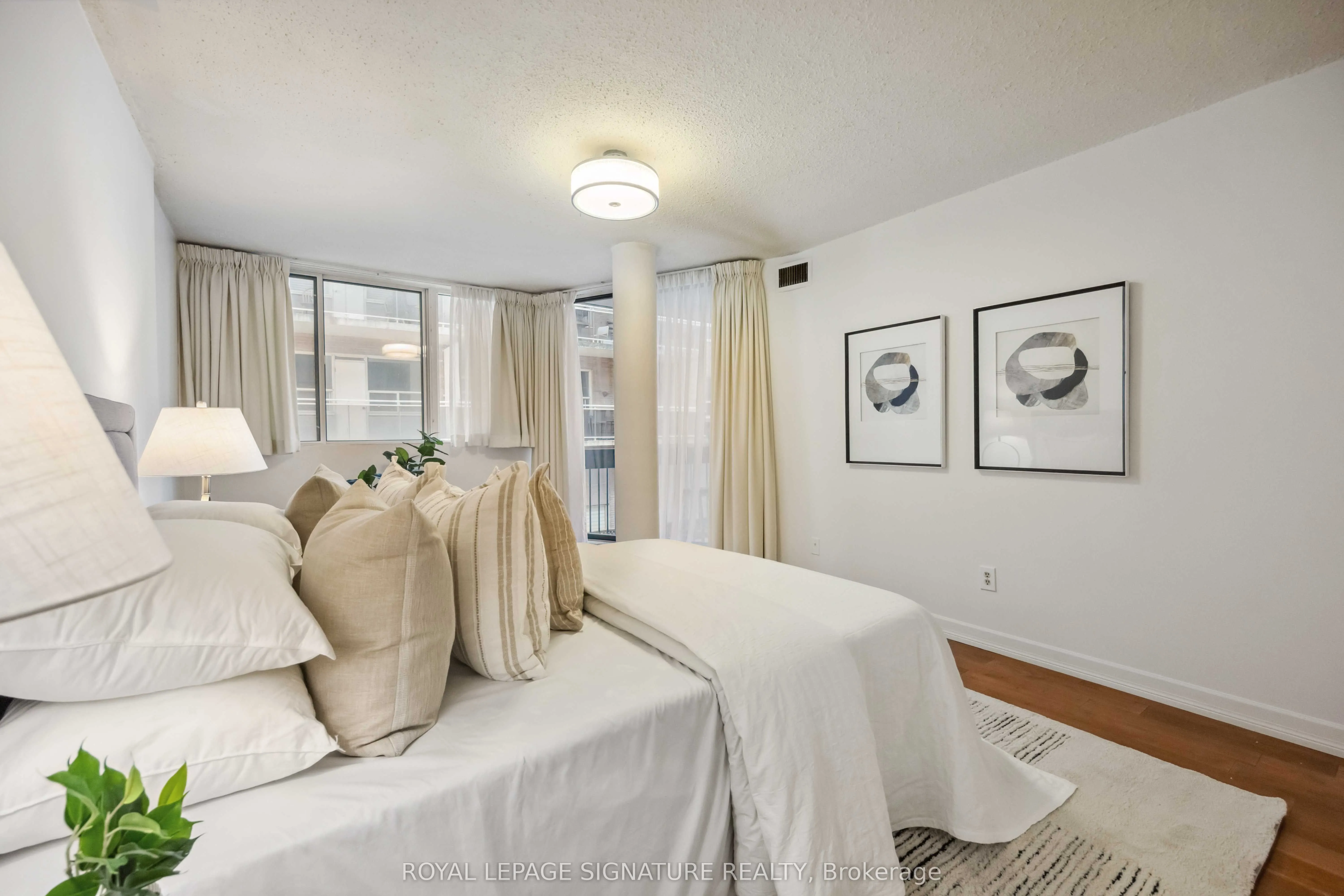 212 St. George Street #201