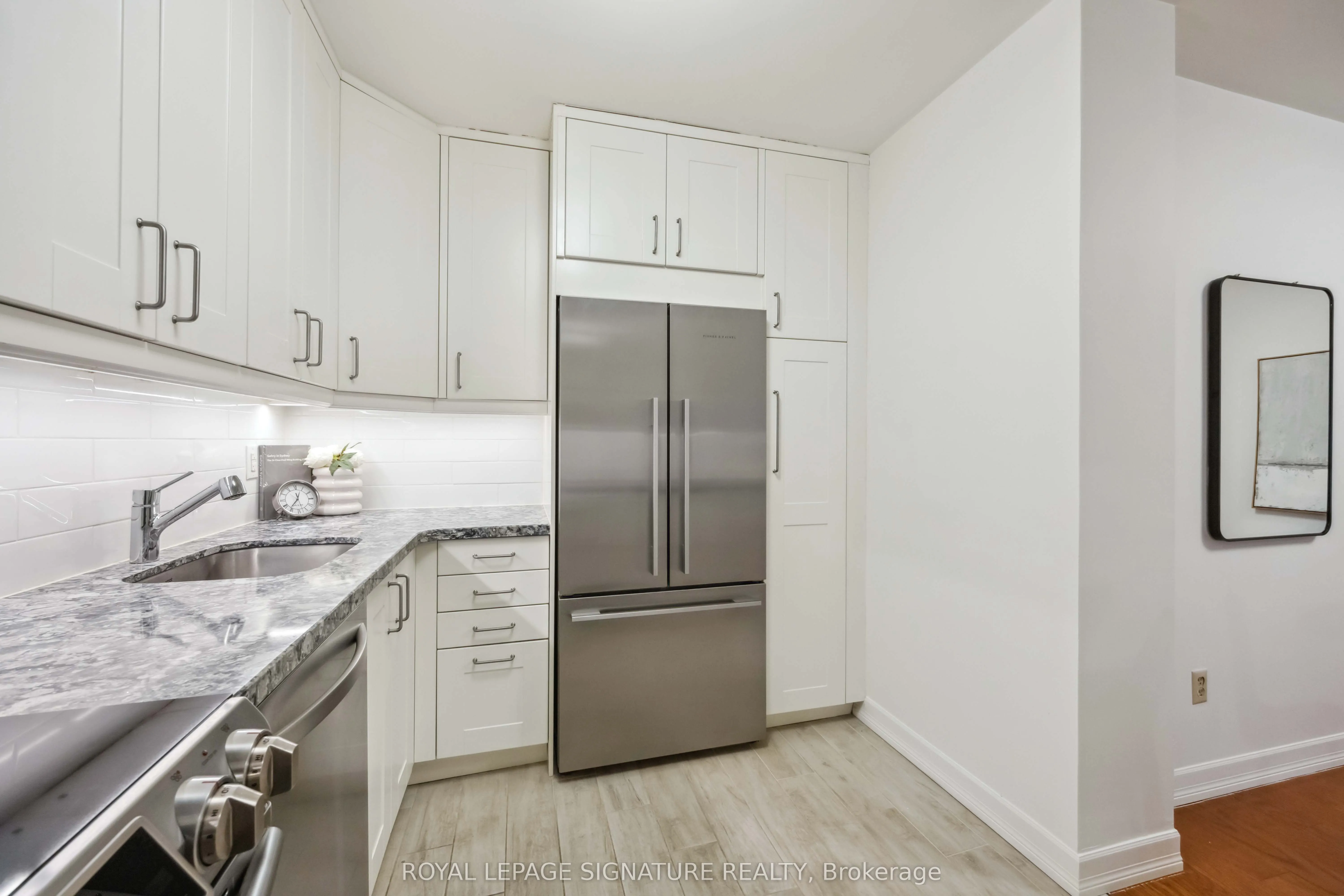 212 St. George Street #201