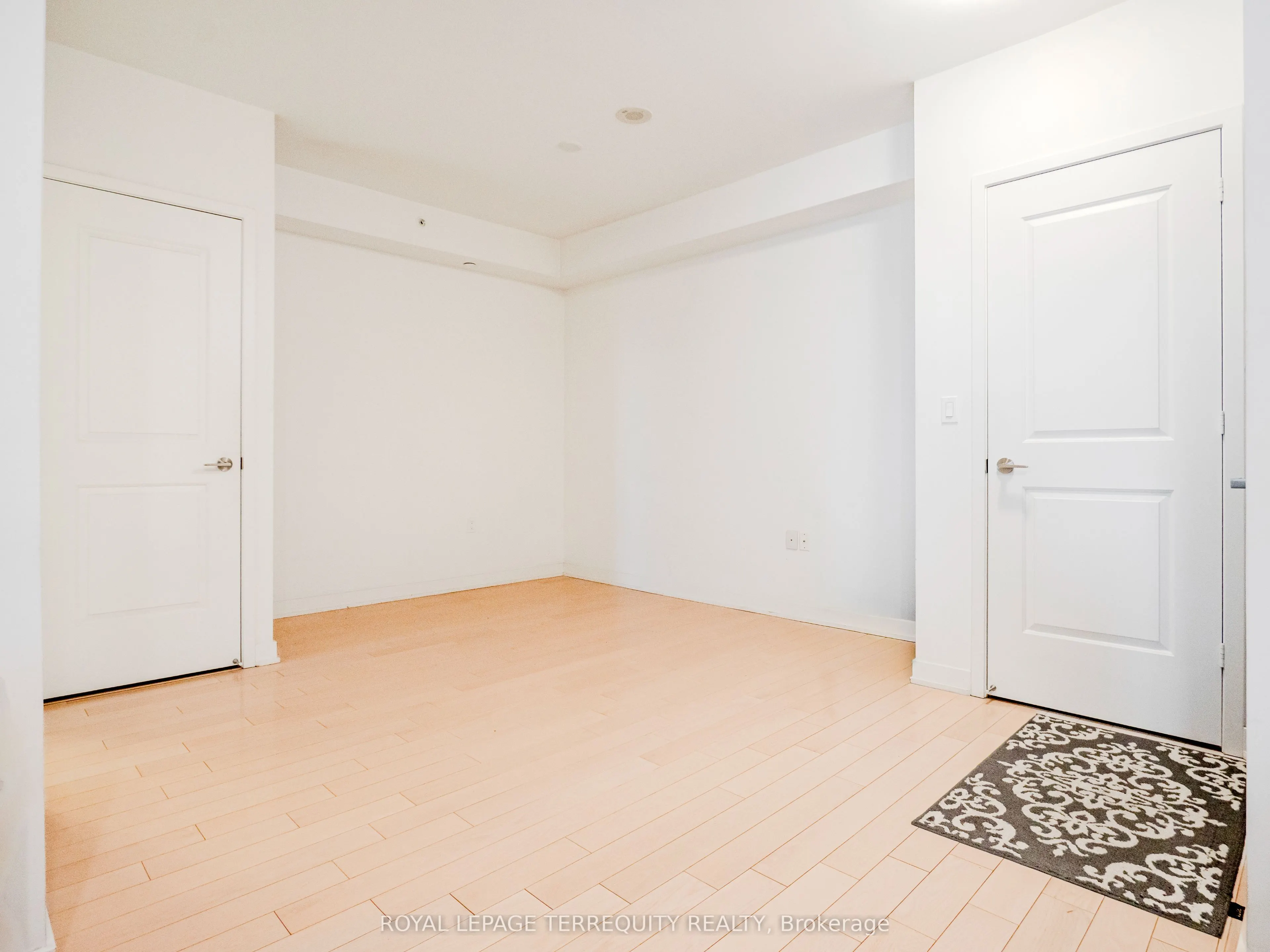 1 The Esplanade, #1009