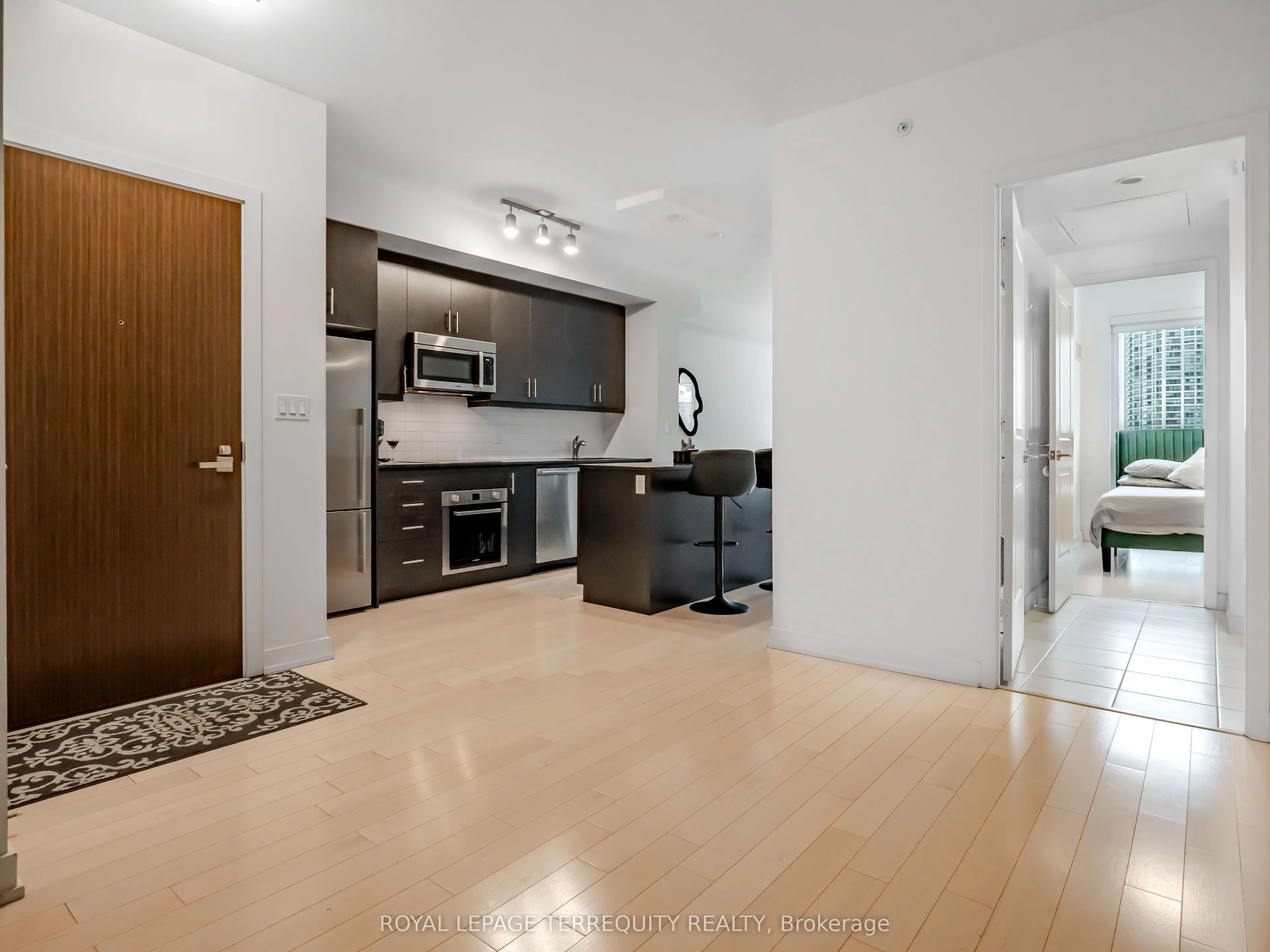 1 The Esplanade, #1009