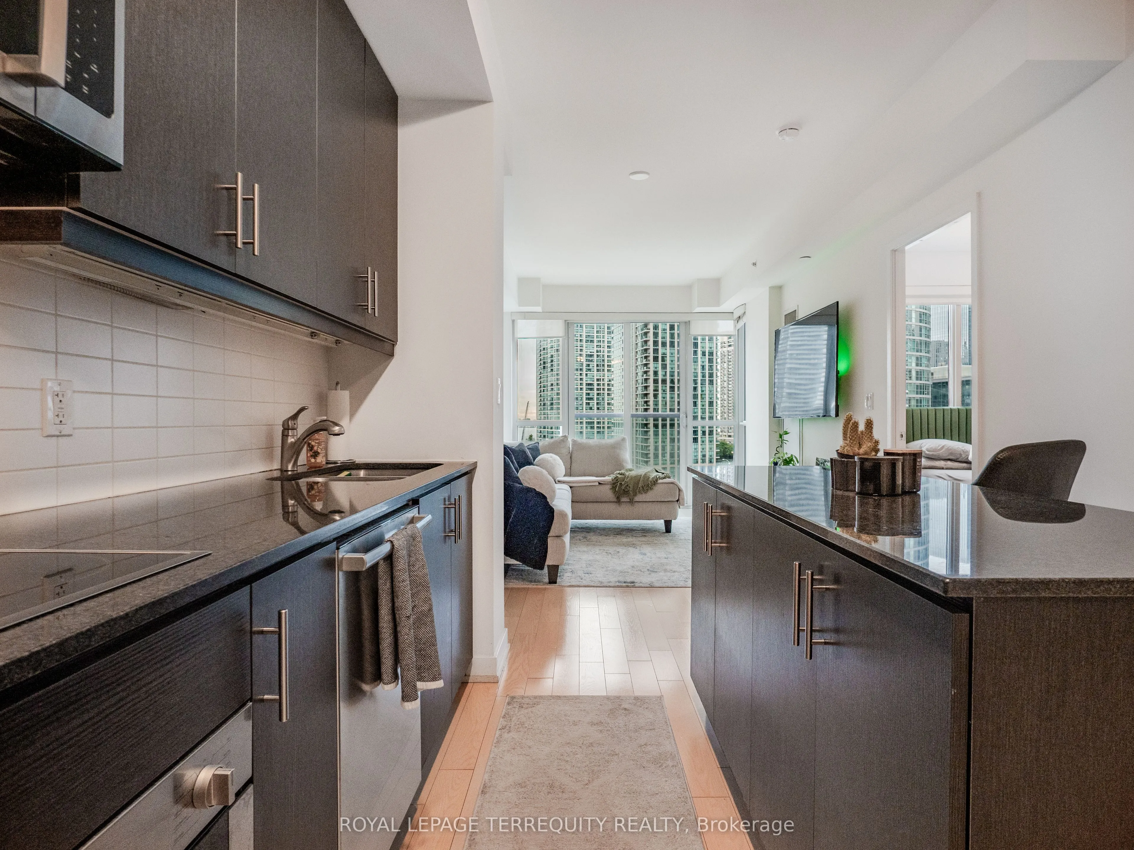 1 The Esplanade, #1009